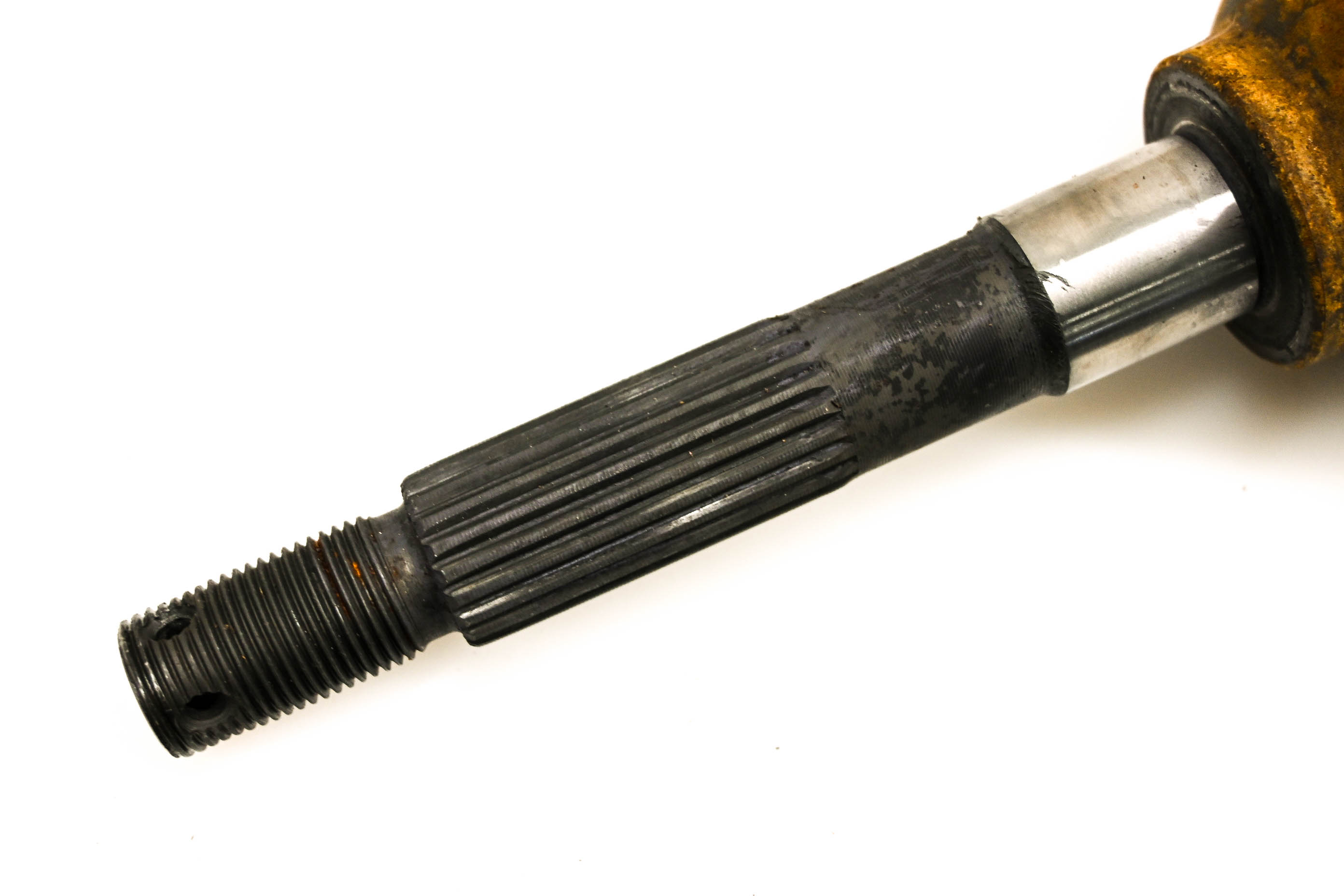 04 Kubota RTV900W Front Right Left Cv Axle