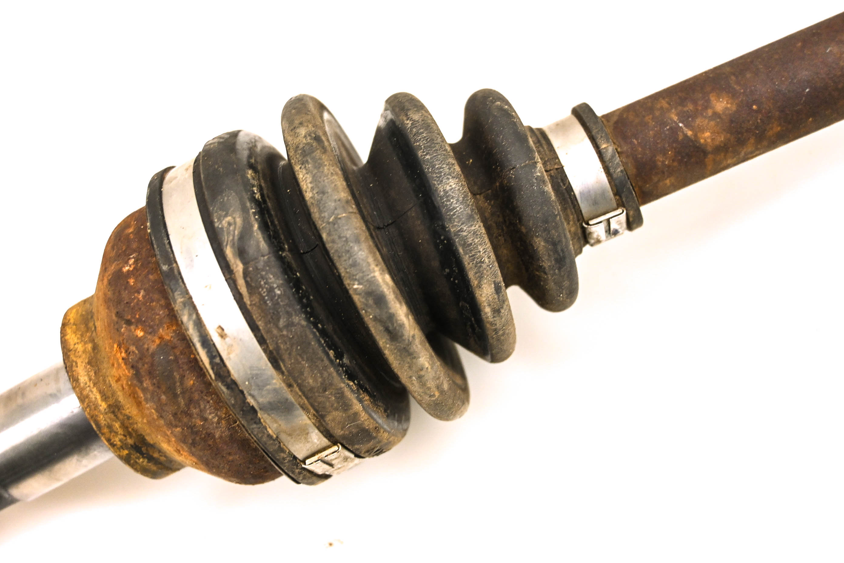 04 Kubota RTV900W Front Right Left Cv Axle