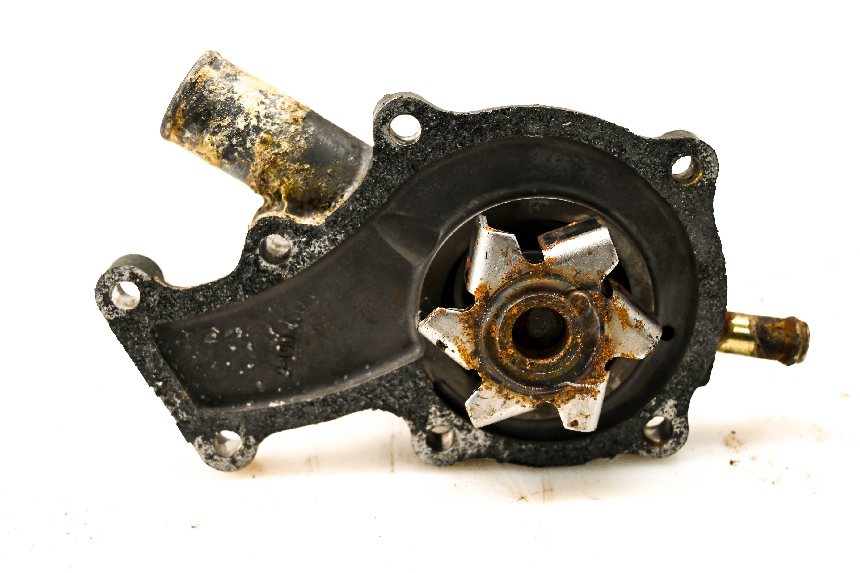 04 Kubota RTV900W Water Pump