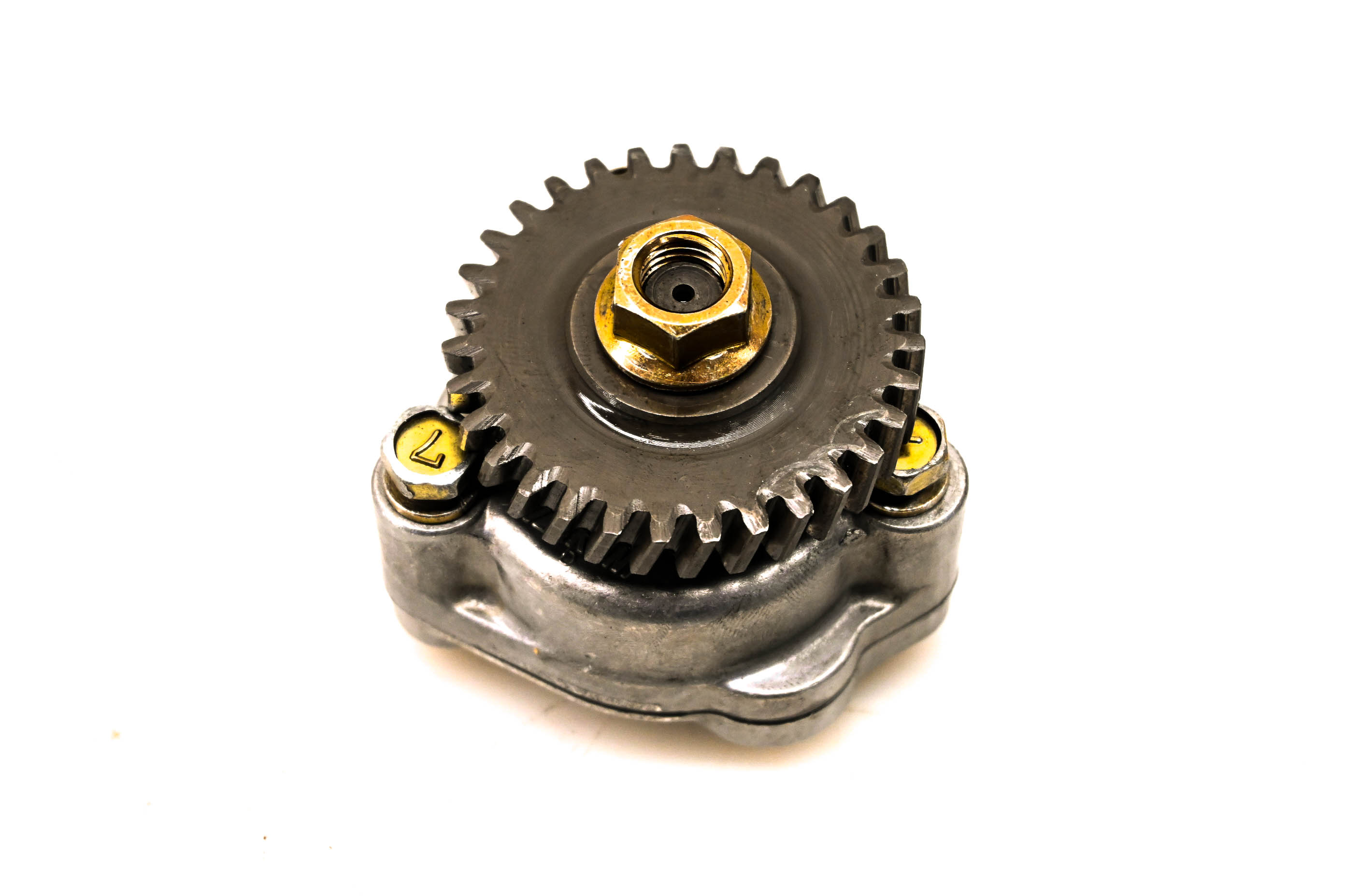 04 Kubota RTV900W Oil Pump