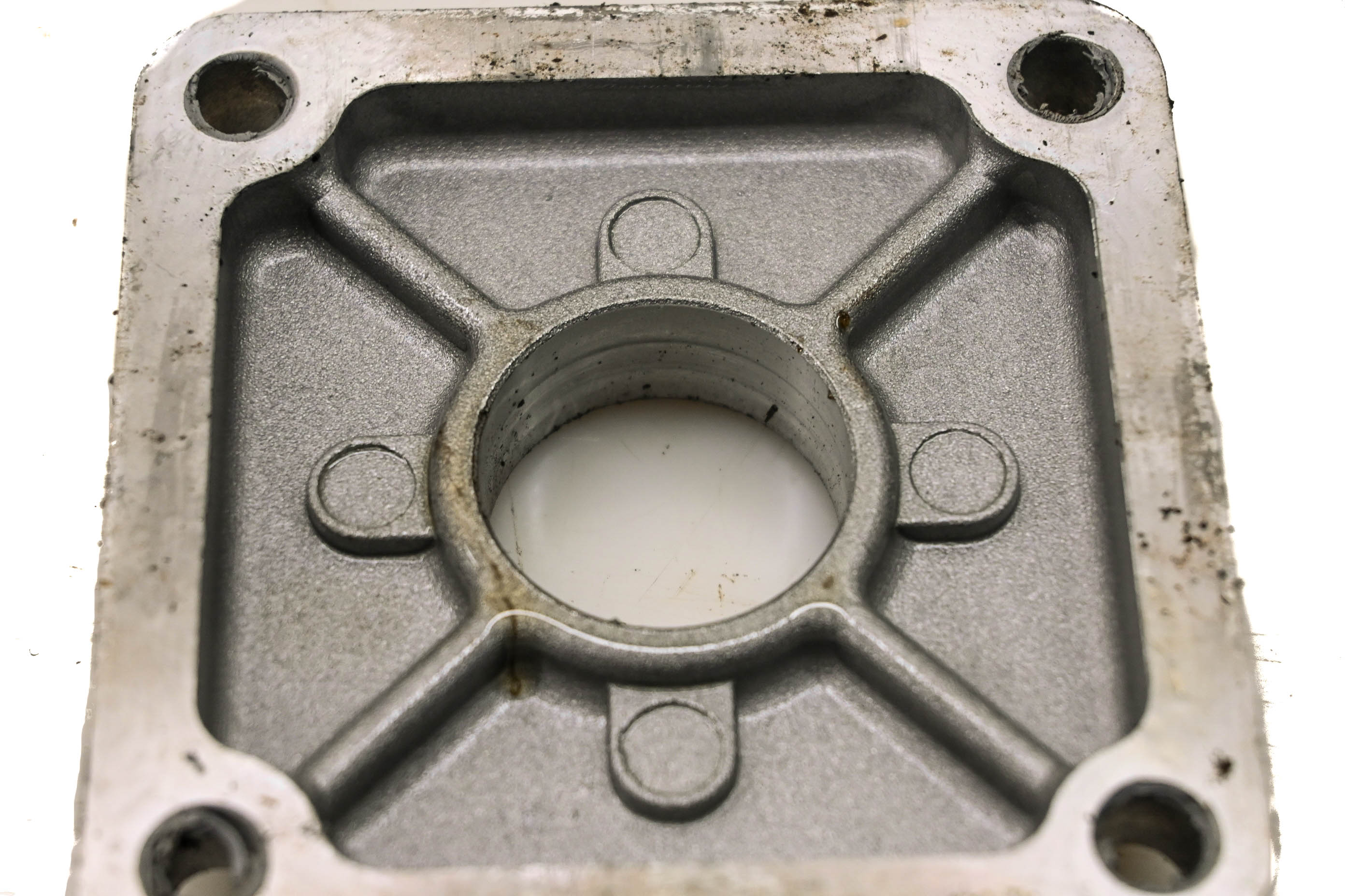 04 Kubota RTV900W Upper Transmission Case Cover
