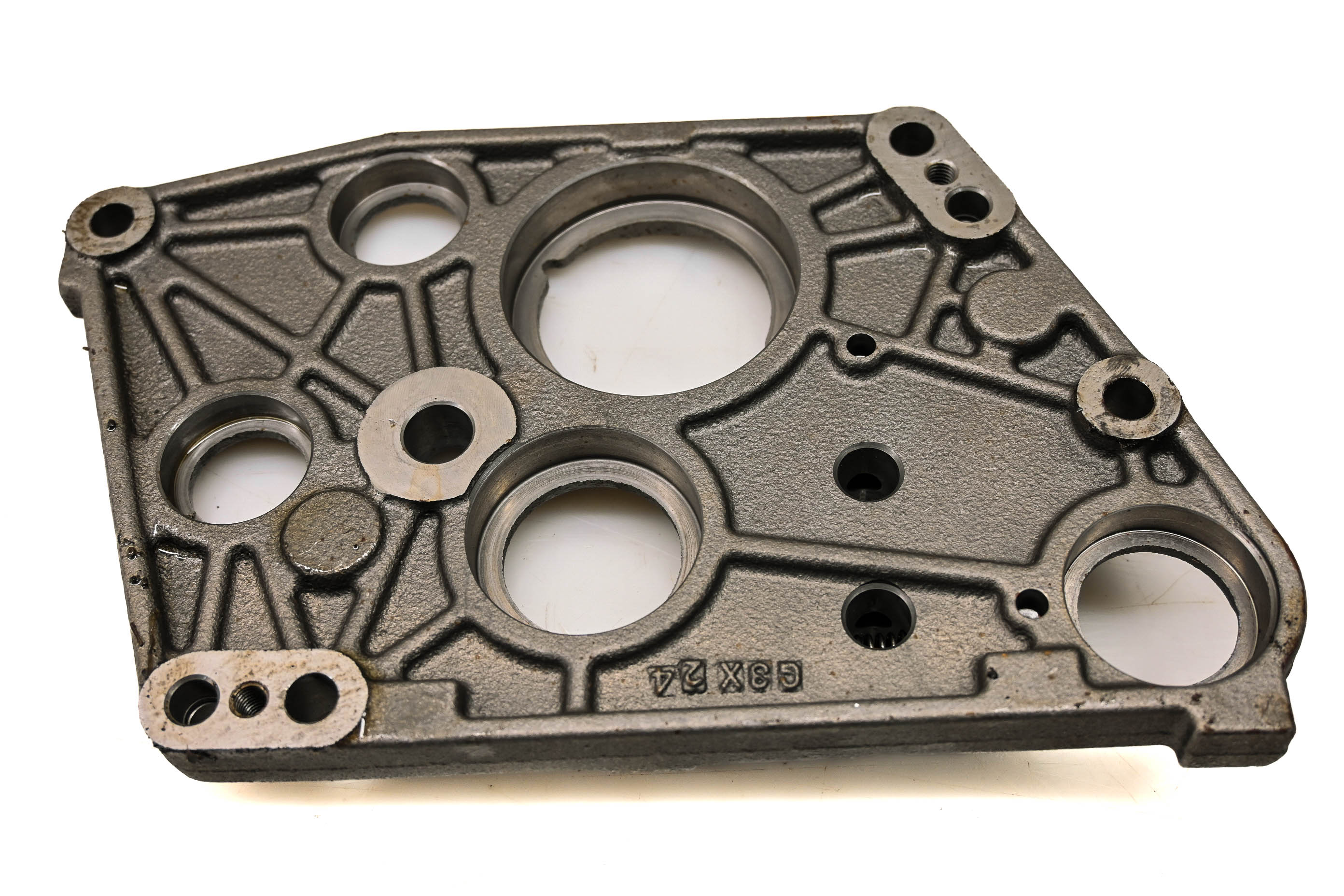 04 Kubota RTV900W Transmission Bearing Cover