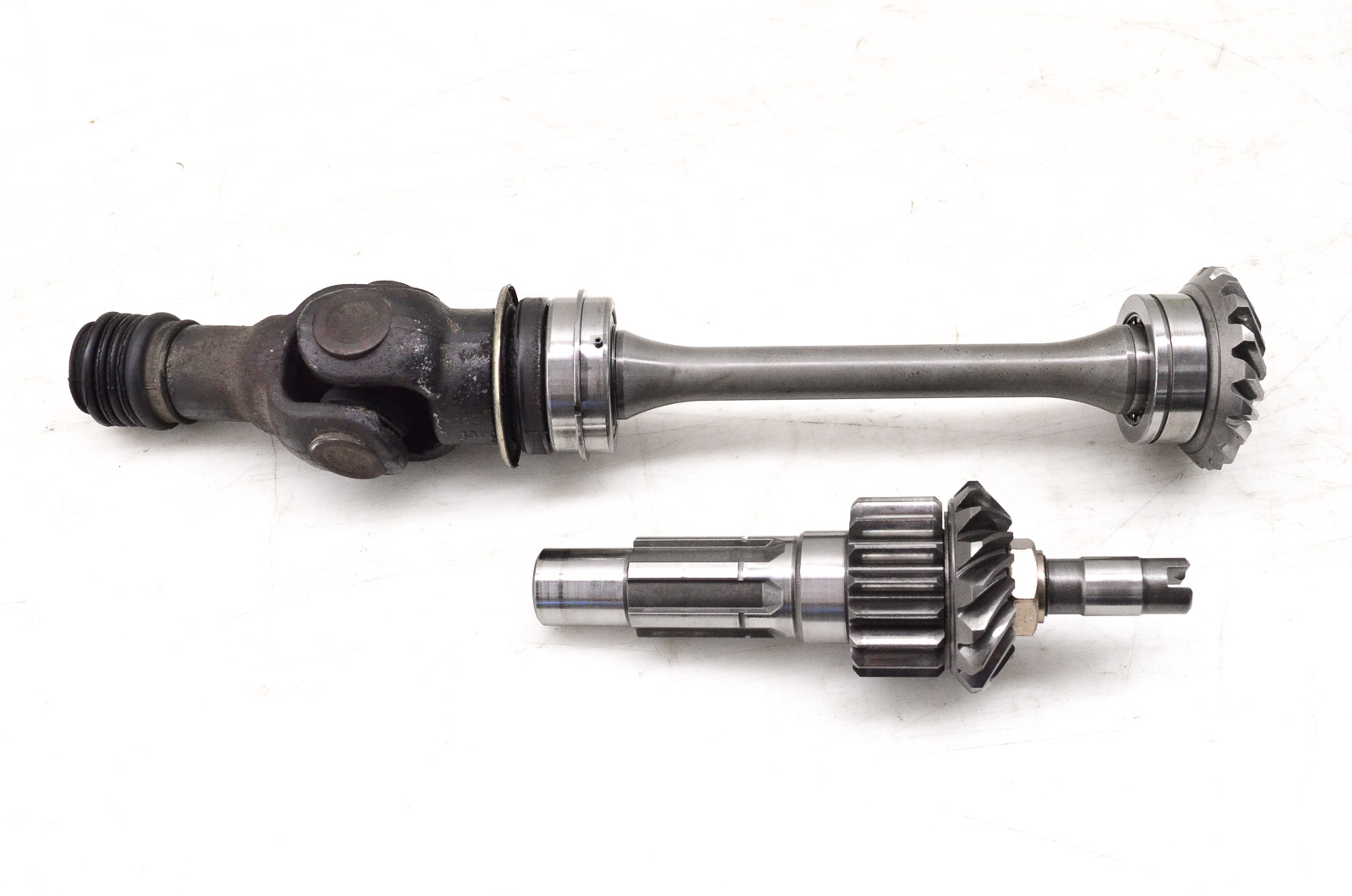 95 Suzuki King Quad 300 4x4 Transmission Bevel Gears Output Shaft LTF4WDXS