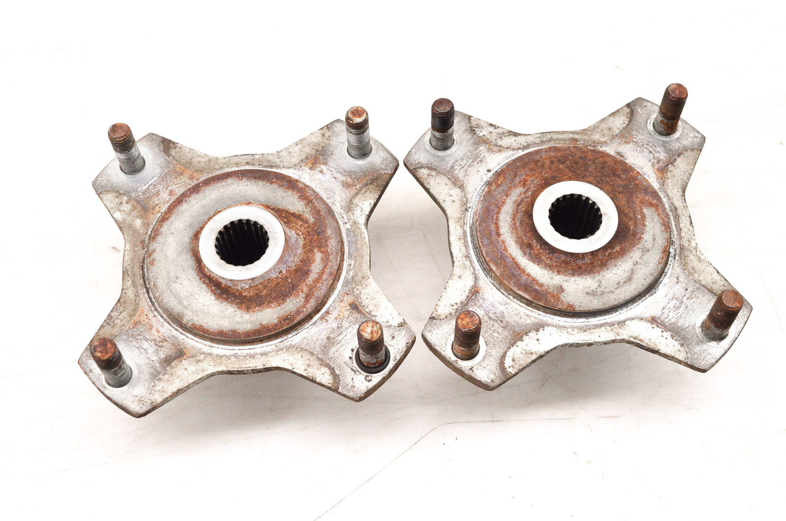 95 Suzuki King Quad 300 4x4 Front Wheel Hubs Left & Right LTF4WDXS