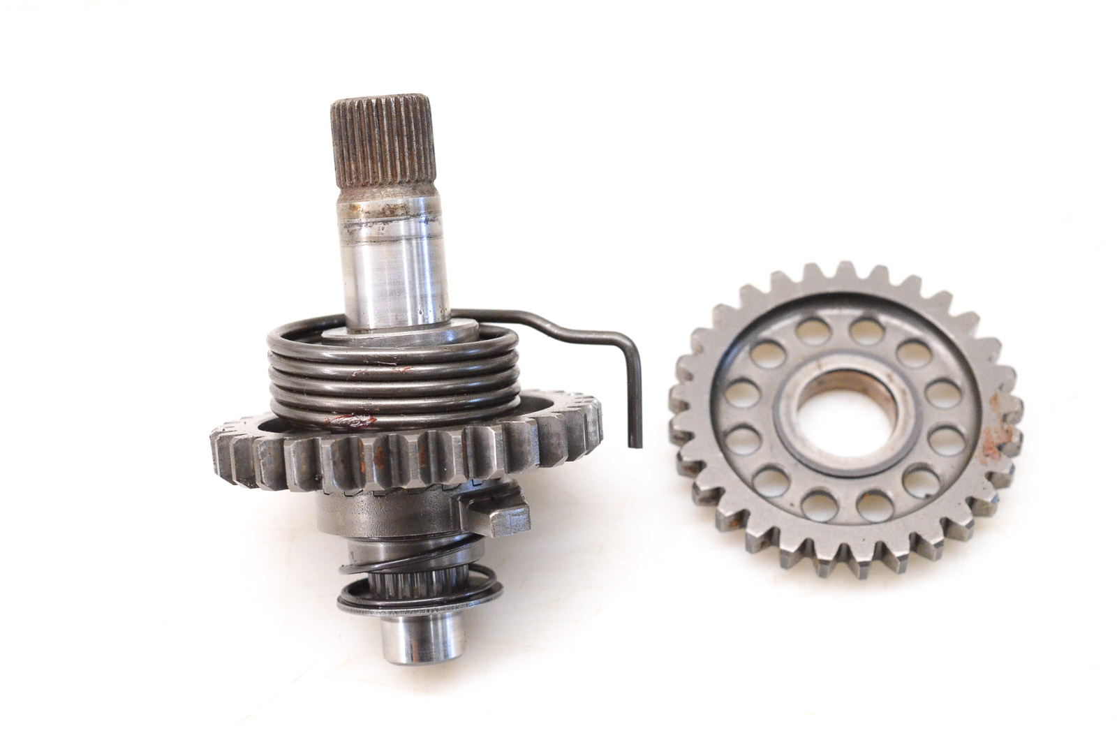 99 Yamaha WR400F Kick Start Gear Spindle