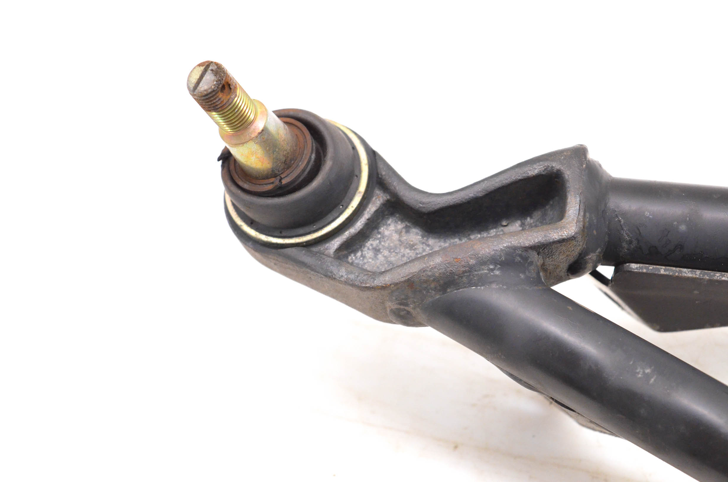 05 Ski-Doo GSX 600 HO SDI Front Lower Left A-Arm 121"