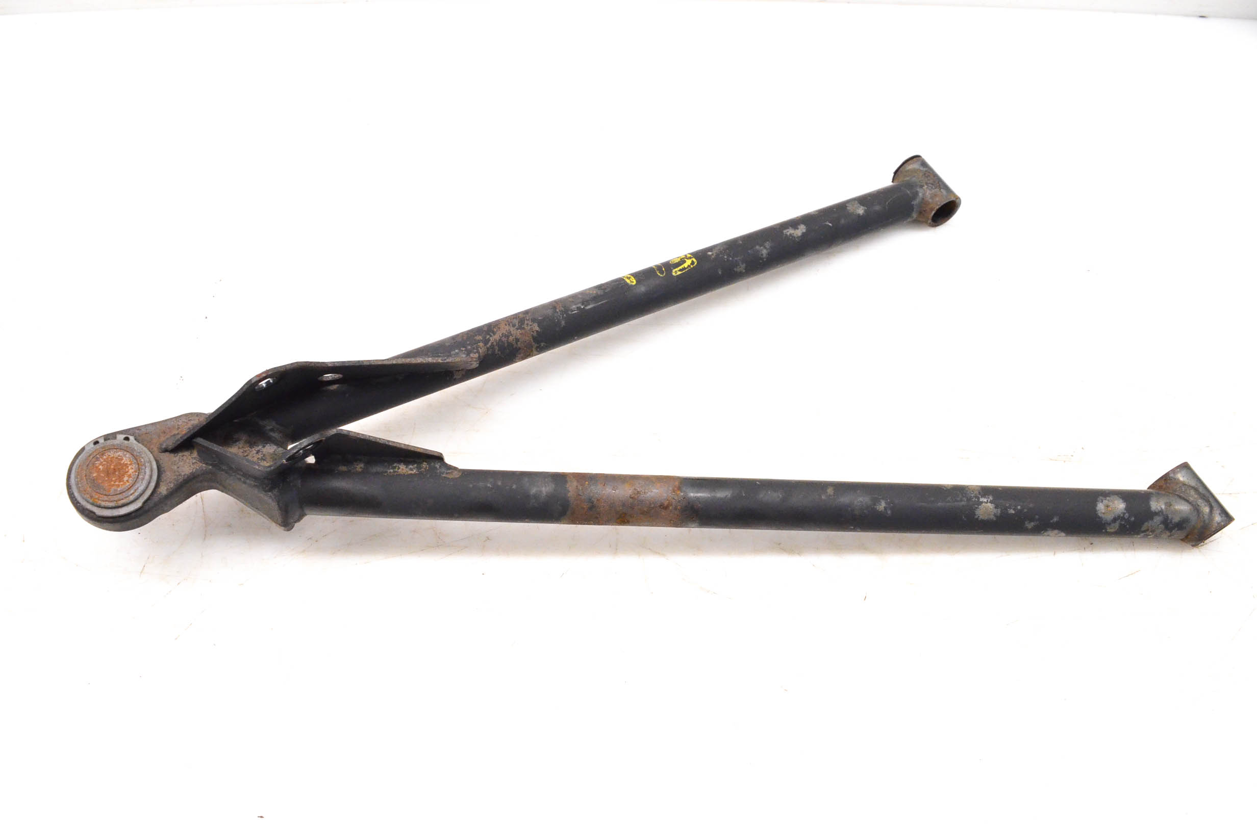 05 Ski-Doo GSX 600 HO SDI Front Lower Left A-Arm 121"
