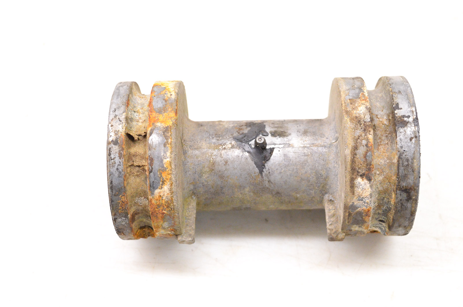 90 Polaris Trail Boss 350L 4x4 Rear Bearing Carrier Axle Housing