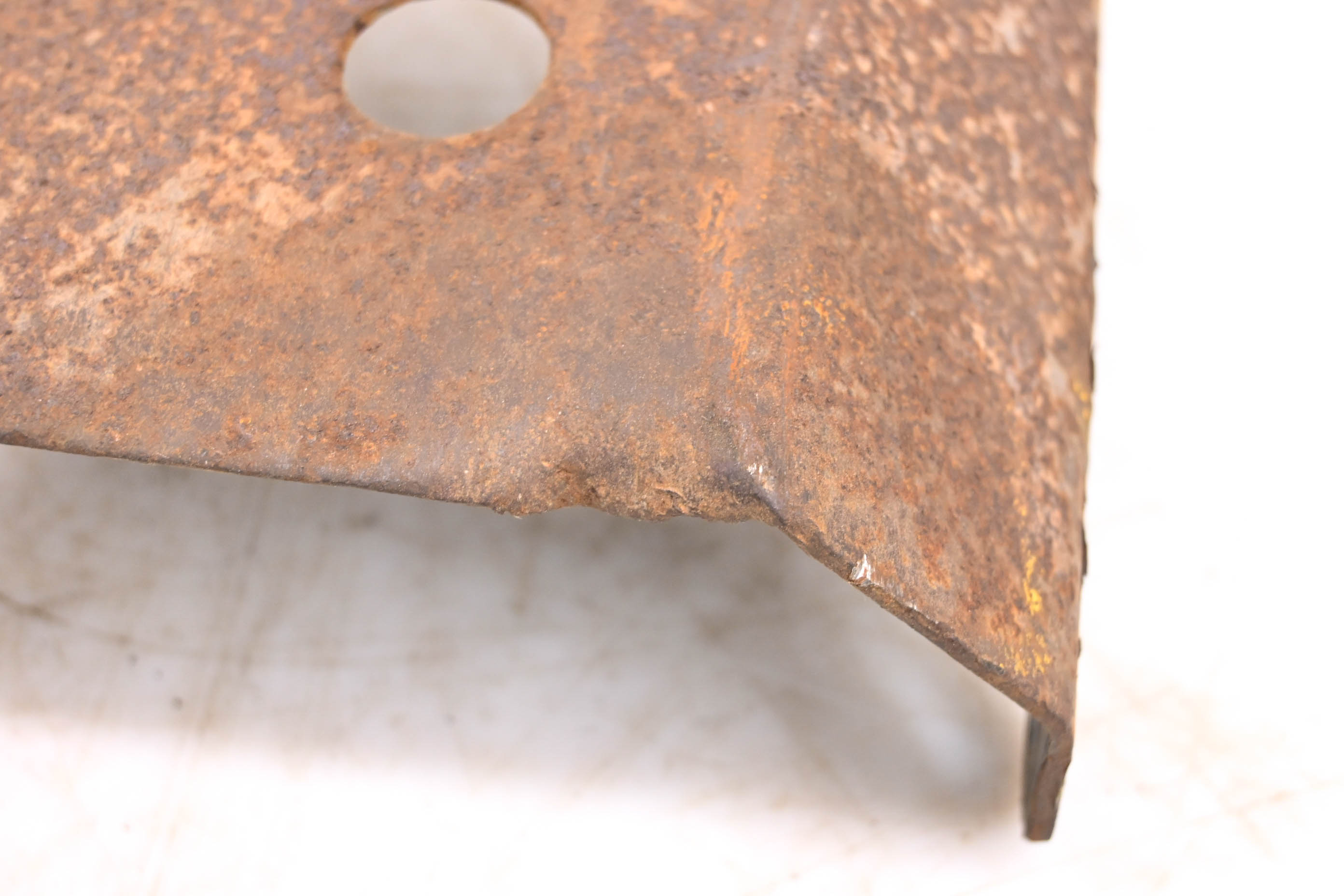 02 Polaris Ranger 500 6x6 Rear Differential Guard Protector Bracket Mount