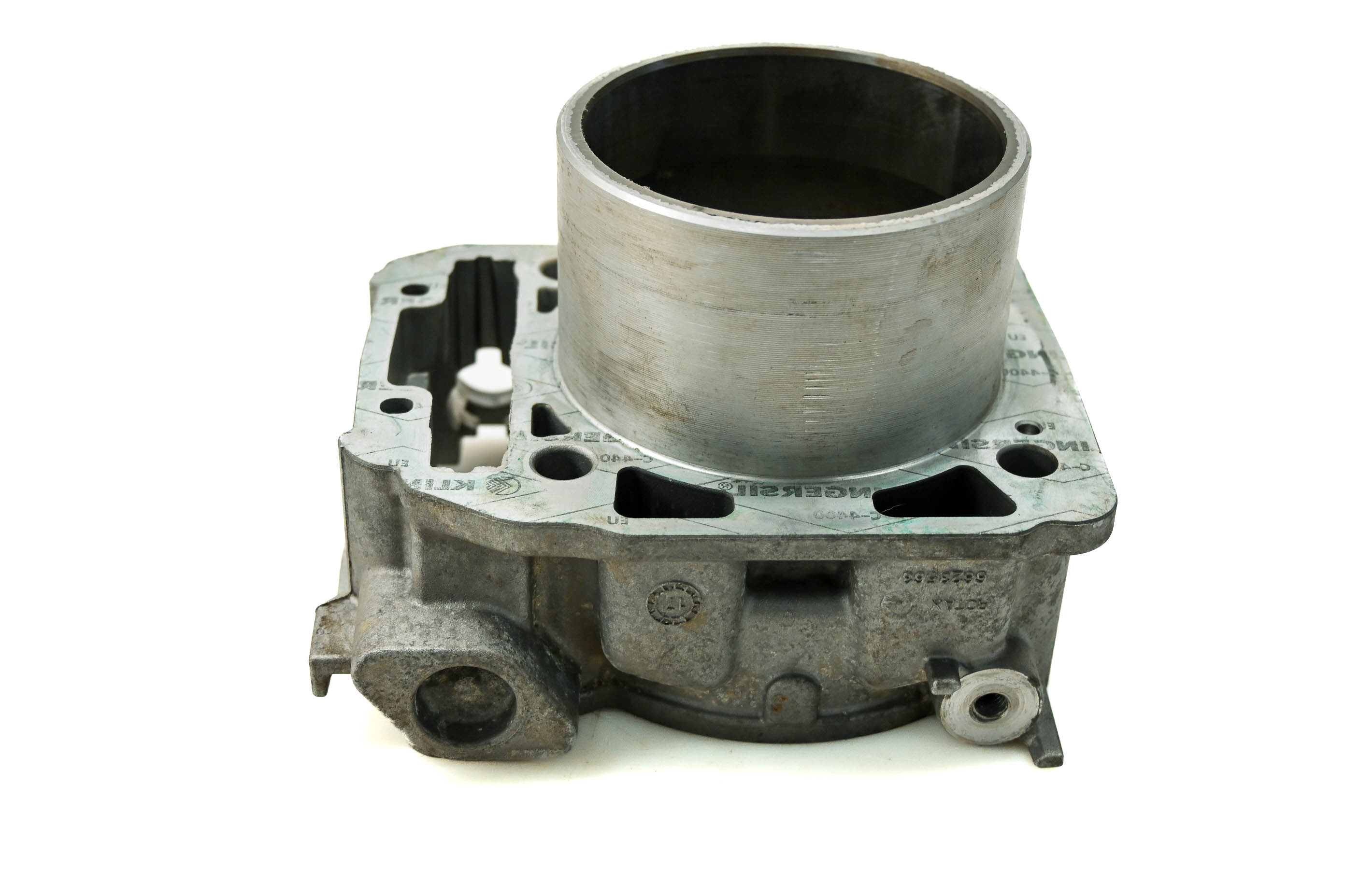 18 Can-Am Commander 1000R 4x4 Limited DPS Front Cylinder