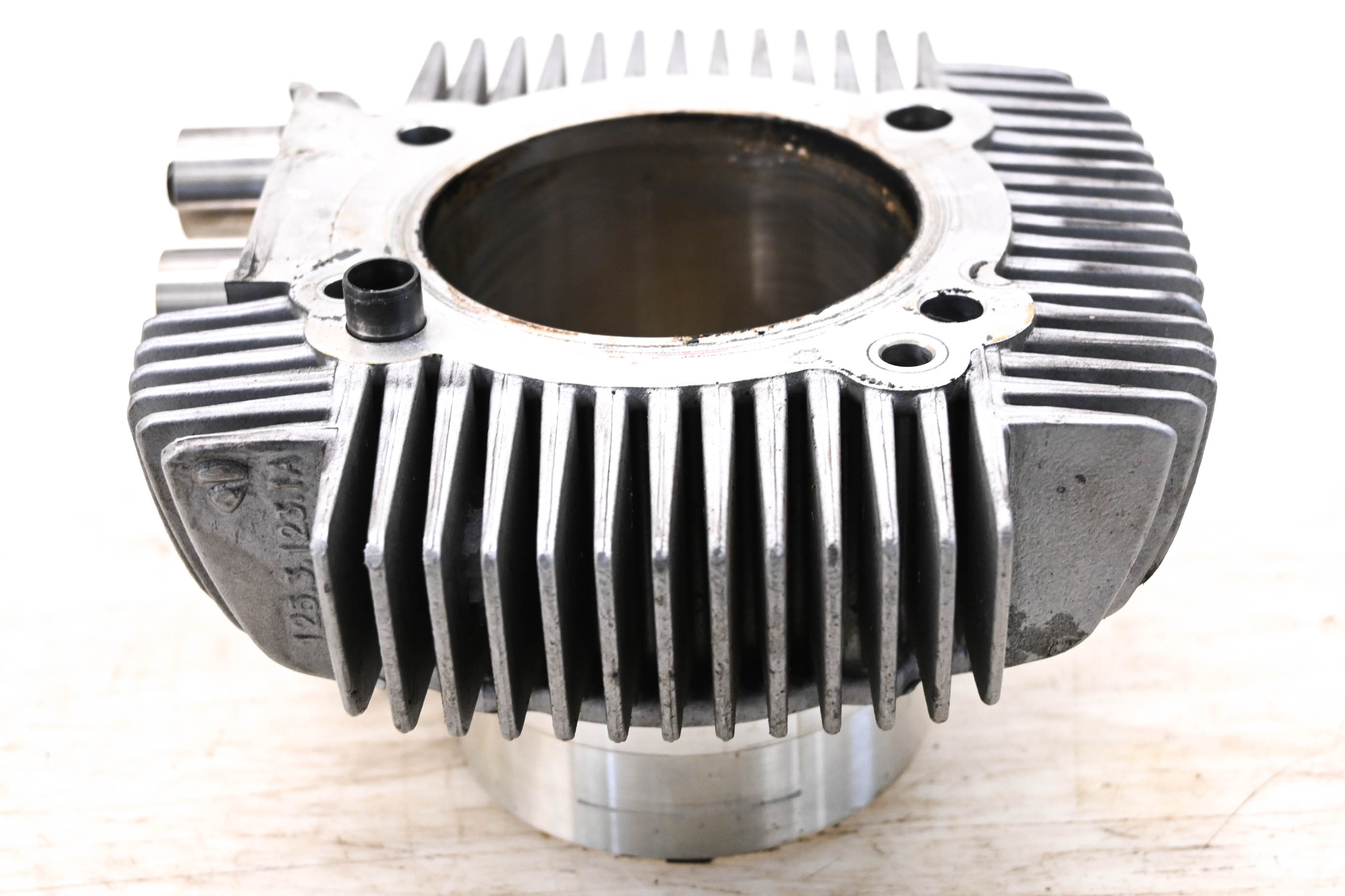 14 Ducati Monster 796 ABS Horizontal Cylinder