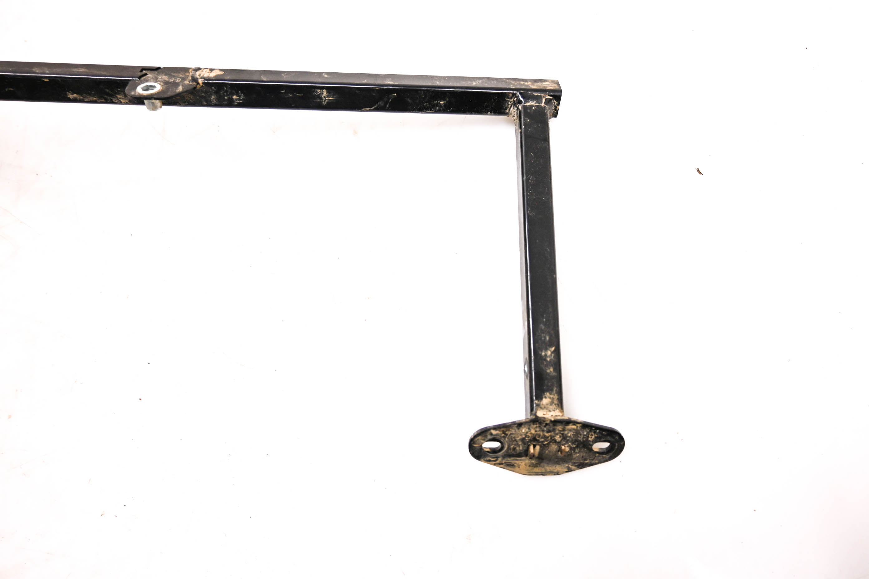 21 Can-Am Commander 1000R DPS 4x4 Rear Cabin Panel Support Bar