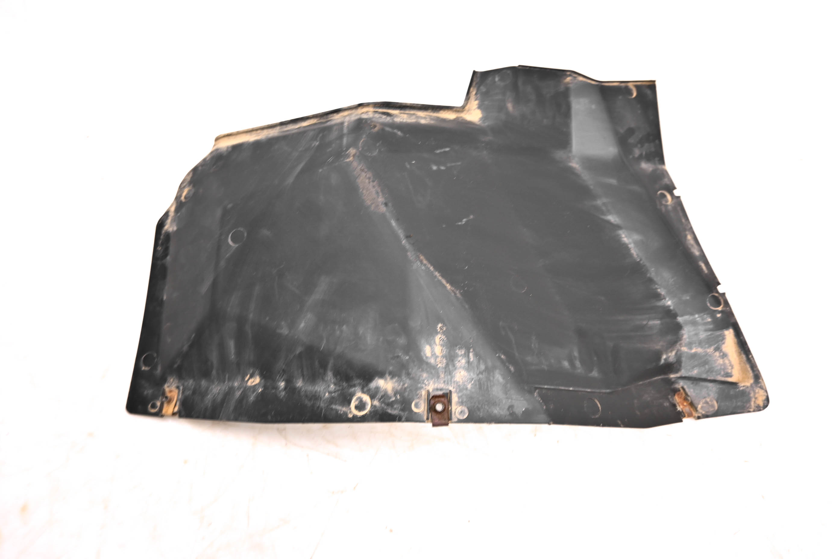 21 Can-Am Commander 1000R DPS 4x4 Rear Right Wheel Inner Fender