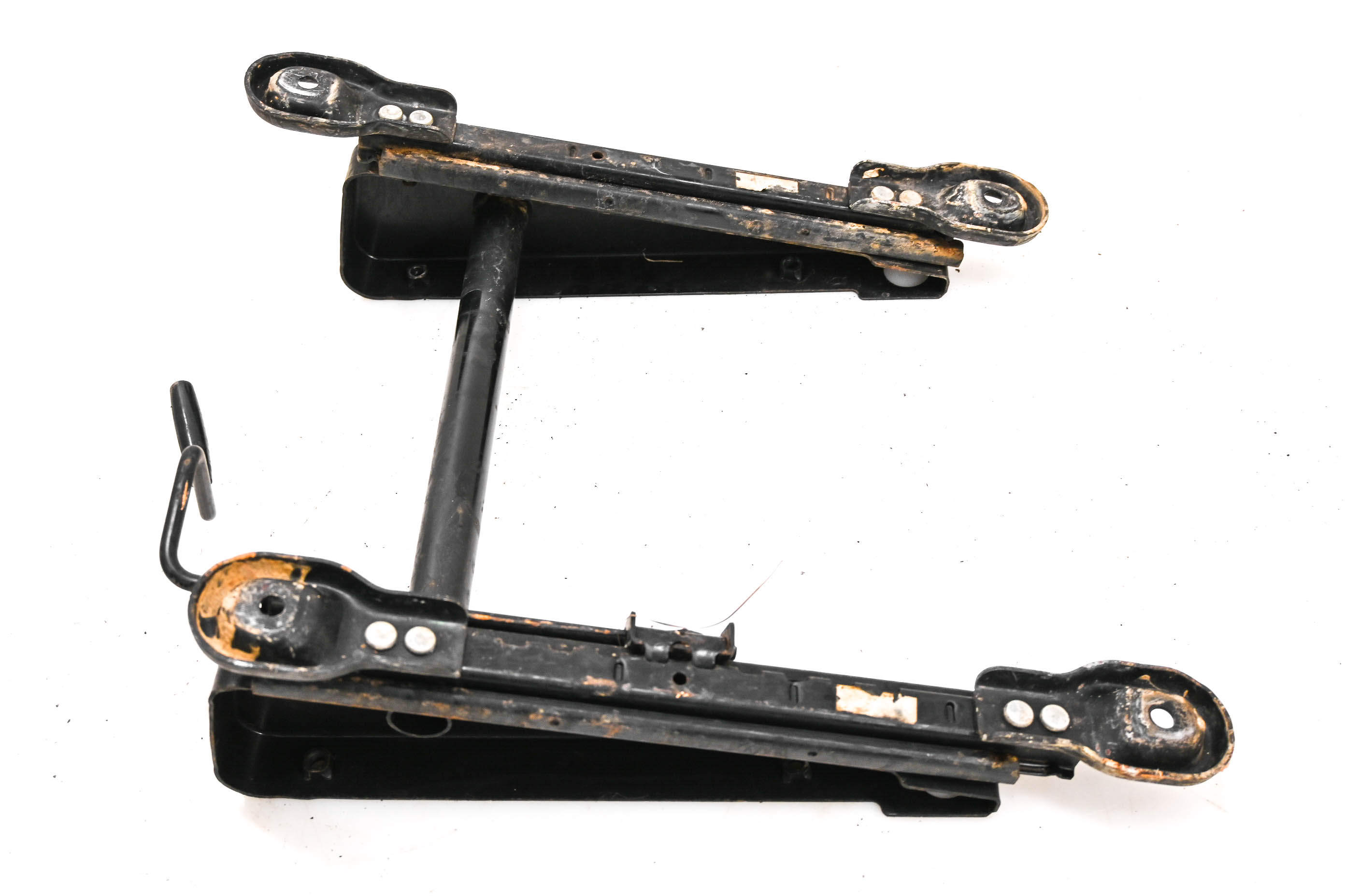 16 Yamaha YXZ1000R EPS 4x4 Driver Seat Base Bracket Mount