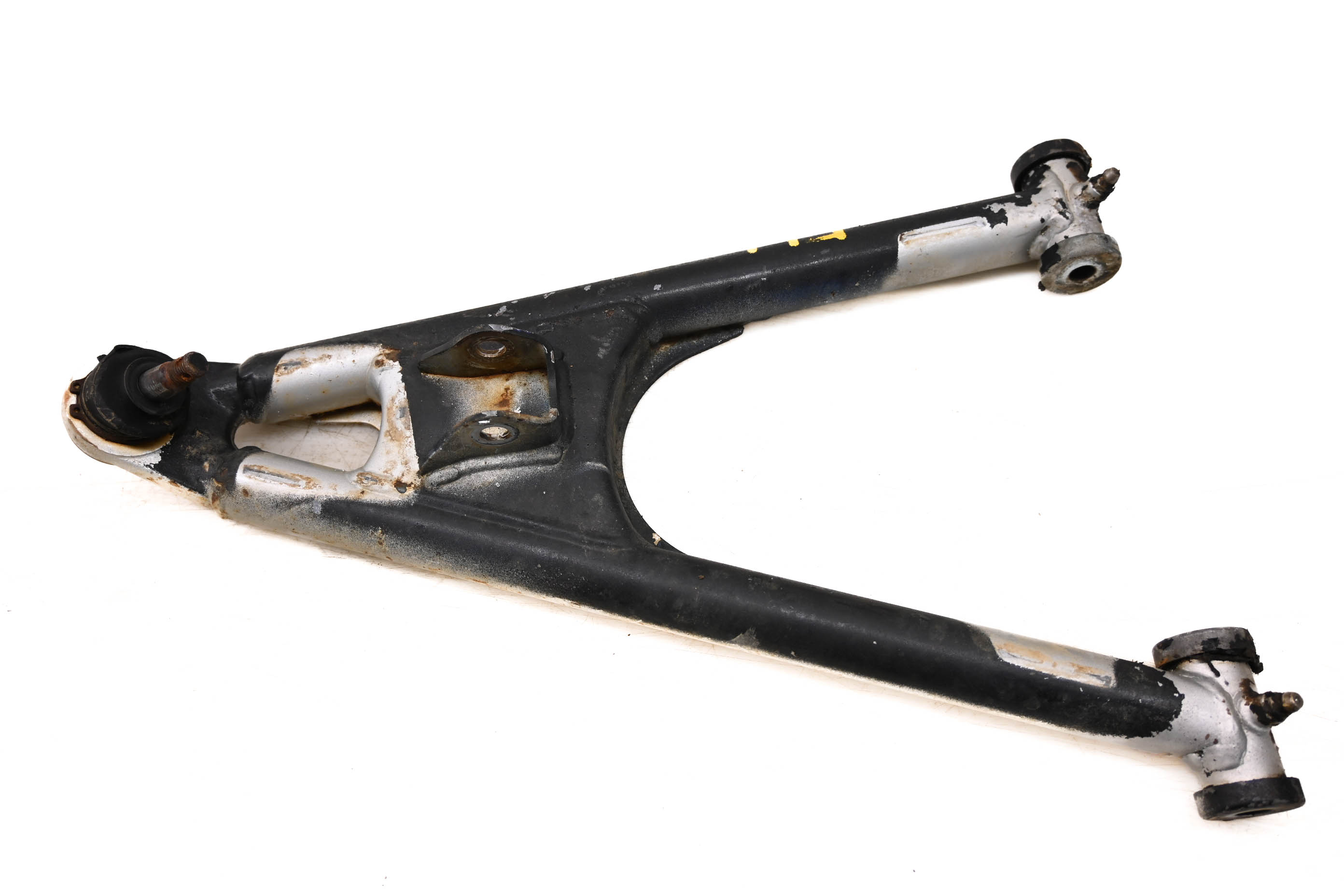 02 Yamaha Raptor 660 2x4 Front Lower Left A-Arm YFM660R