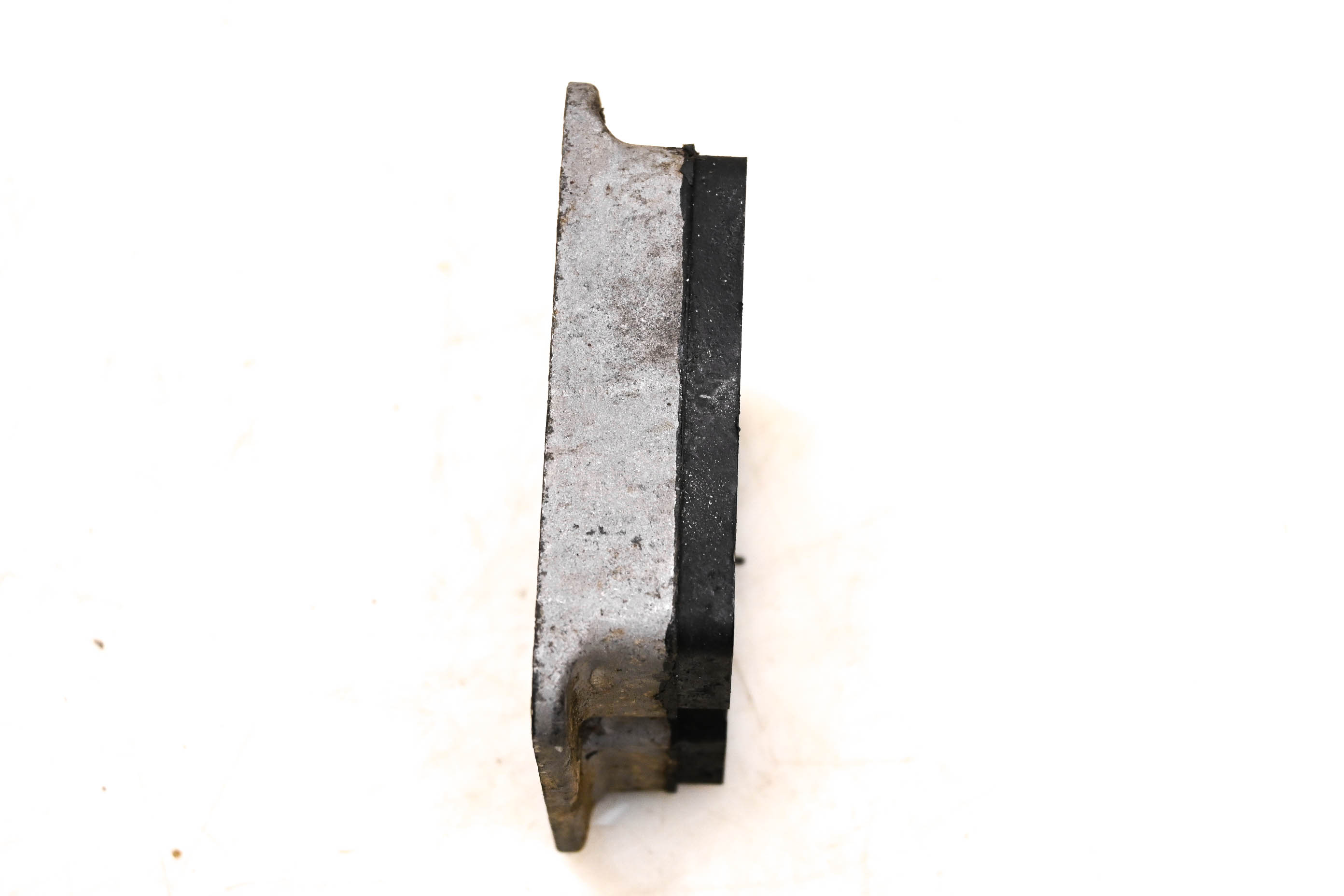 00 Yamaha Waverunner XL800 Engine Bracket Mount Stopper XA800