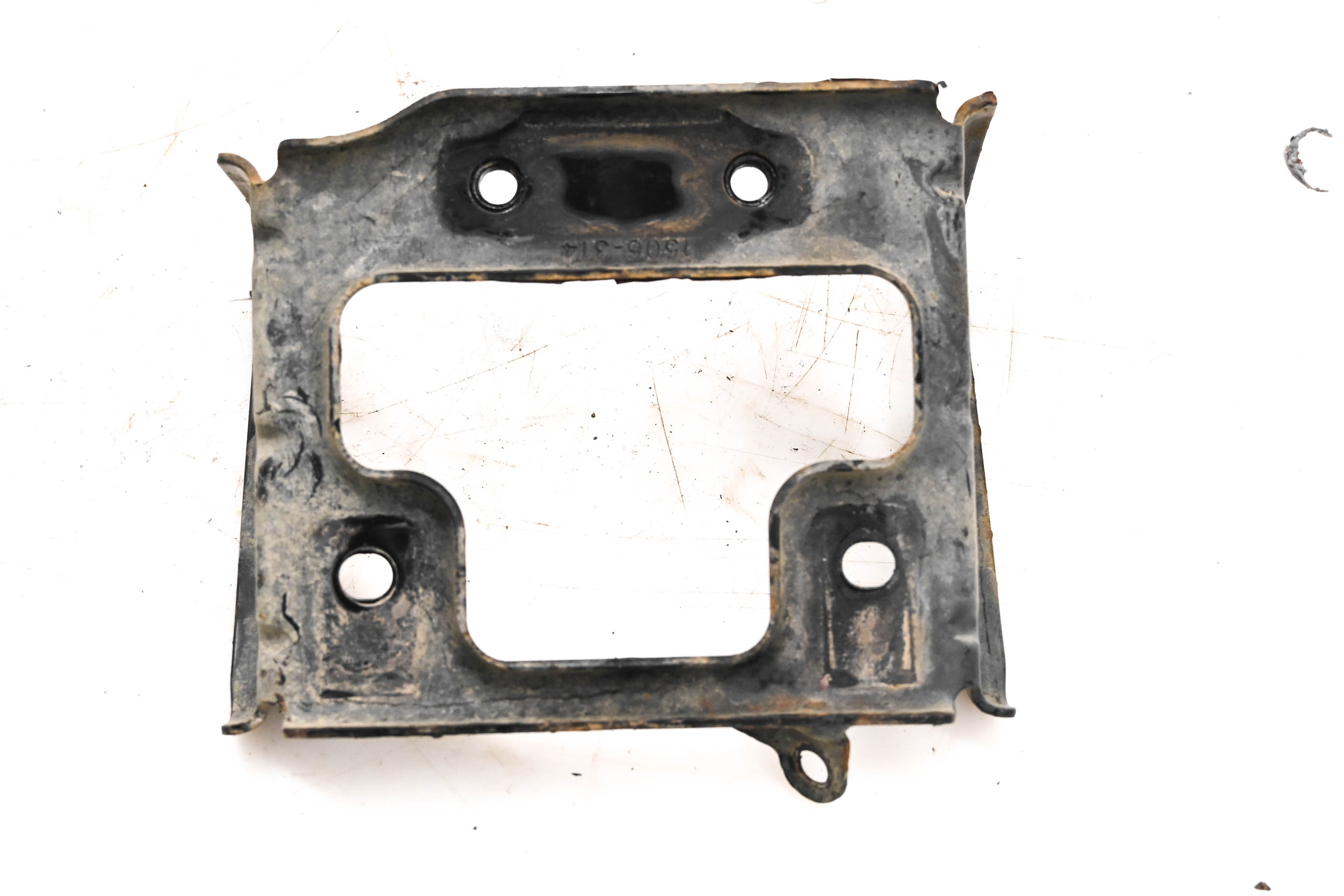 05 Arctic Cat 650 V2 4x4 Rear Engine Motor Bracket Mount