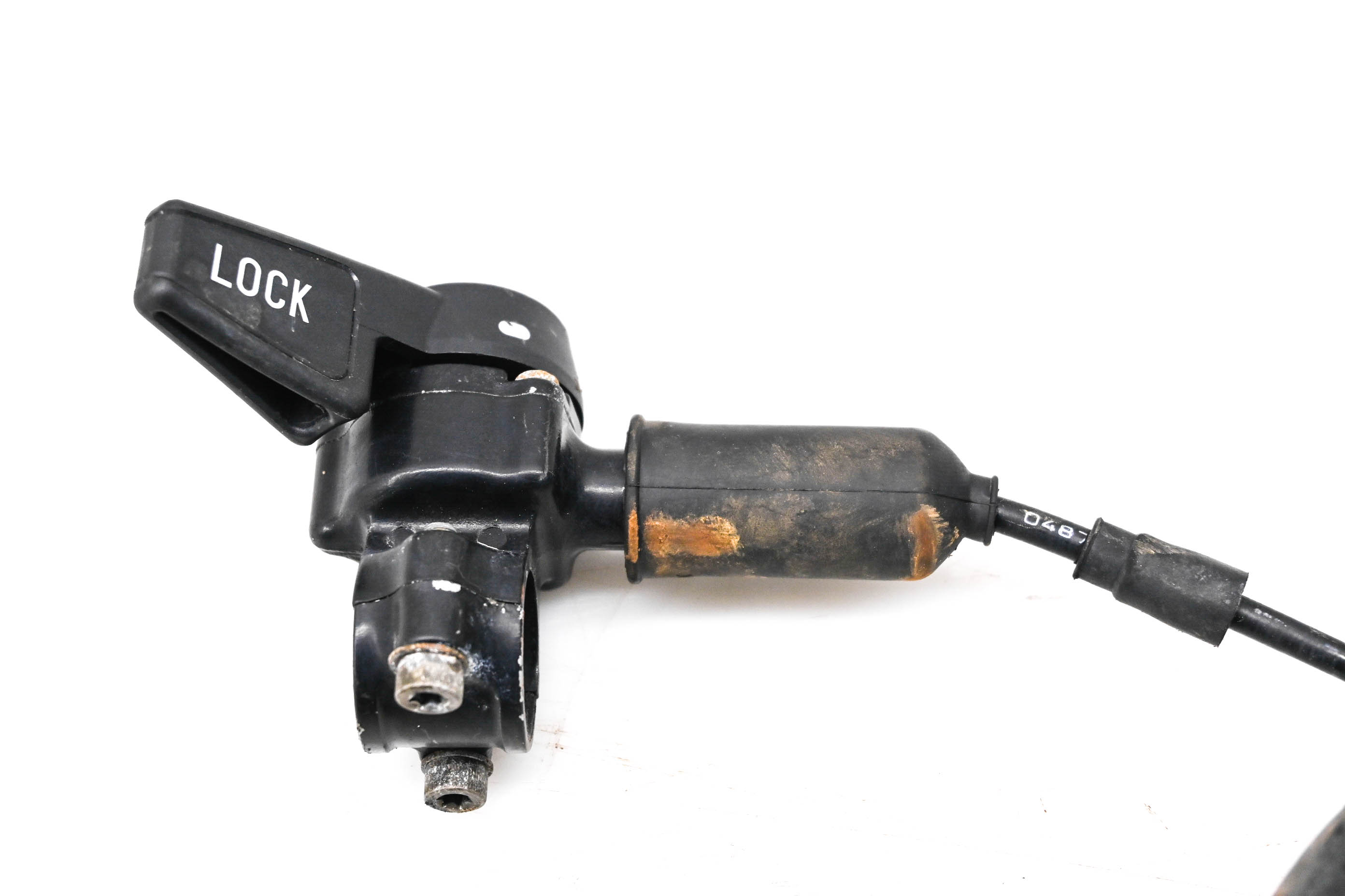 05 Arctic Cat 650 V2 4x4 Front Differential Lock Lever & Cable
