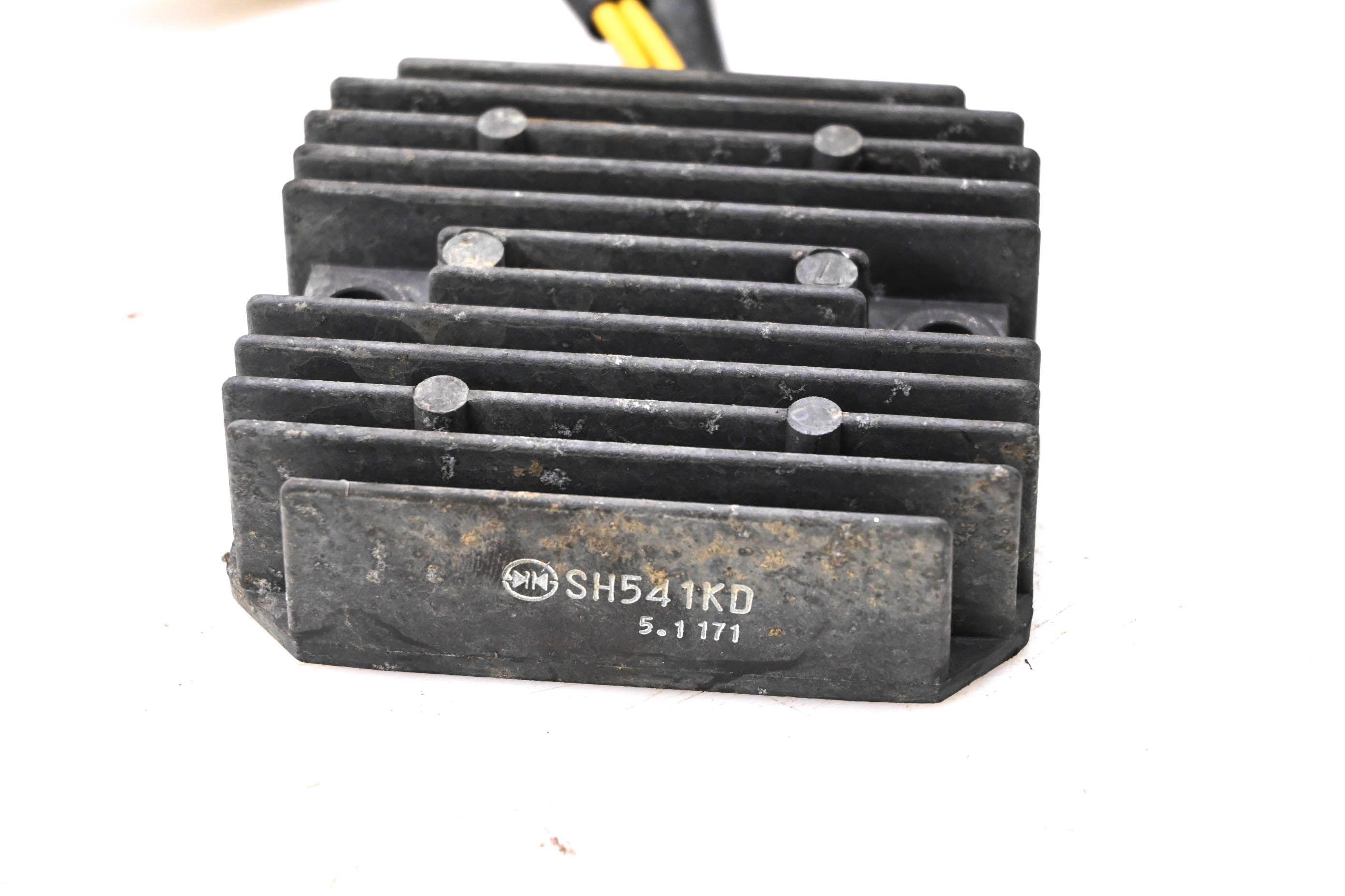 05 Arctic Cat 650 V2 4x4 Regulator Rectifier