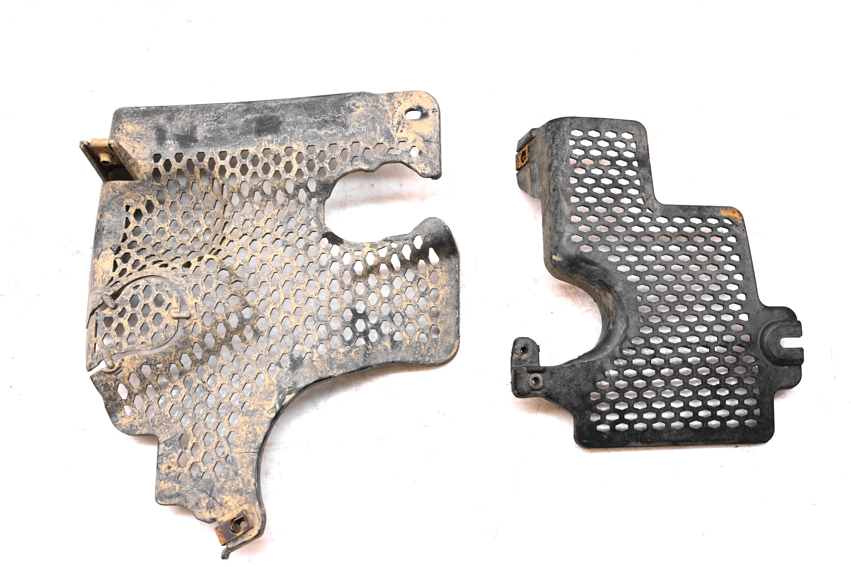 16 Can-Am Maverick XDS DPS 1000R Firewall Grill Insert Covers
