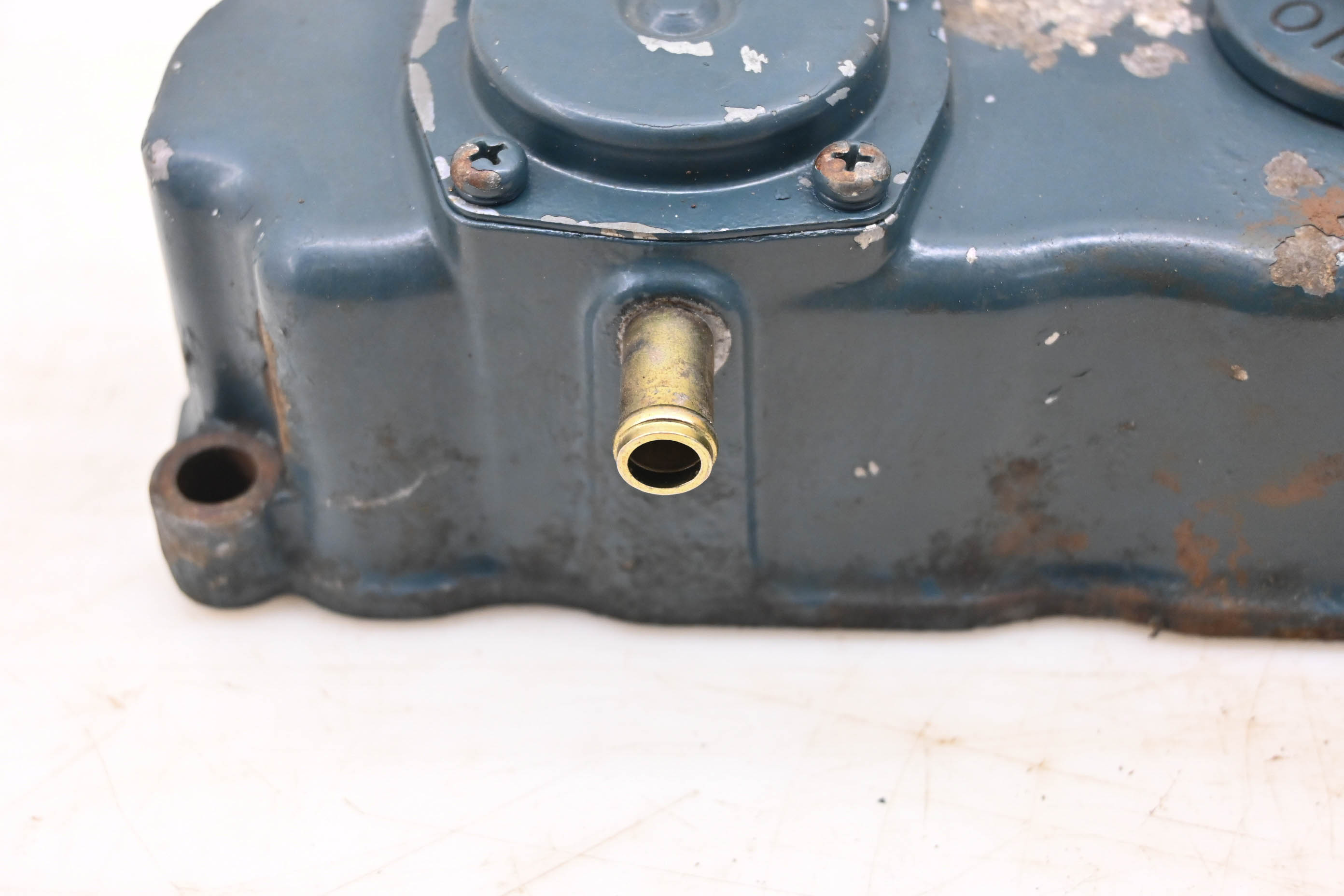 08 Bobcat 2200S 4x4 Diesel Valve Cover