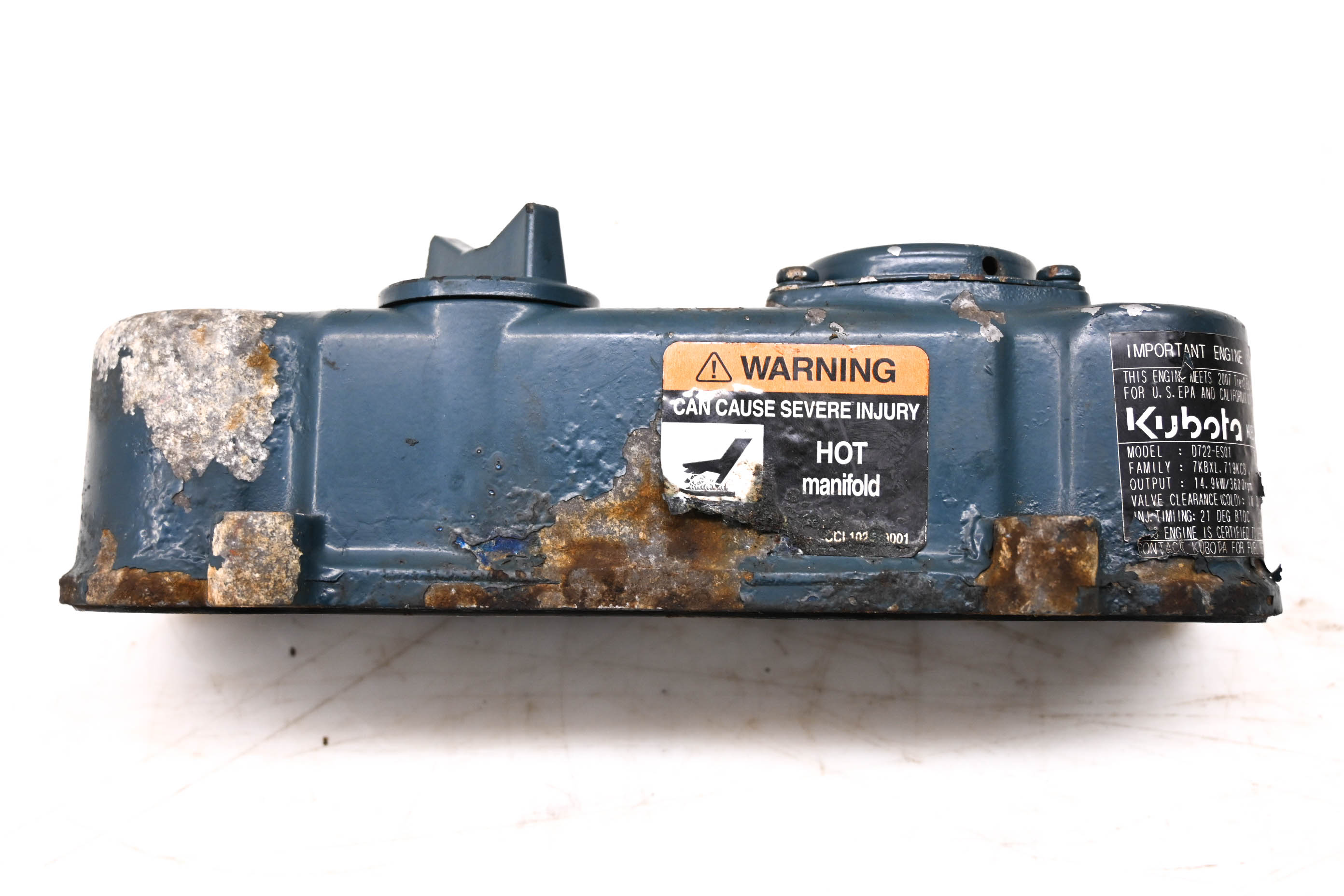 08 Bobcat 2200S 4x4 Diesel Valve Cover