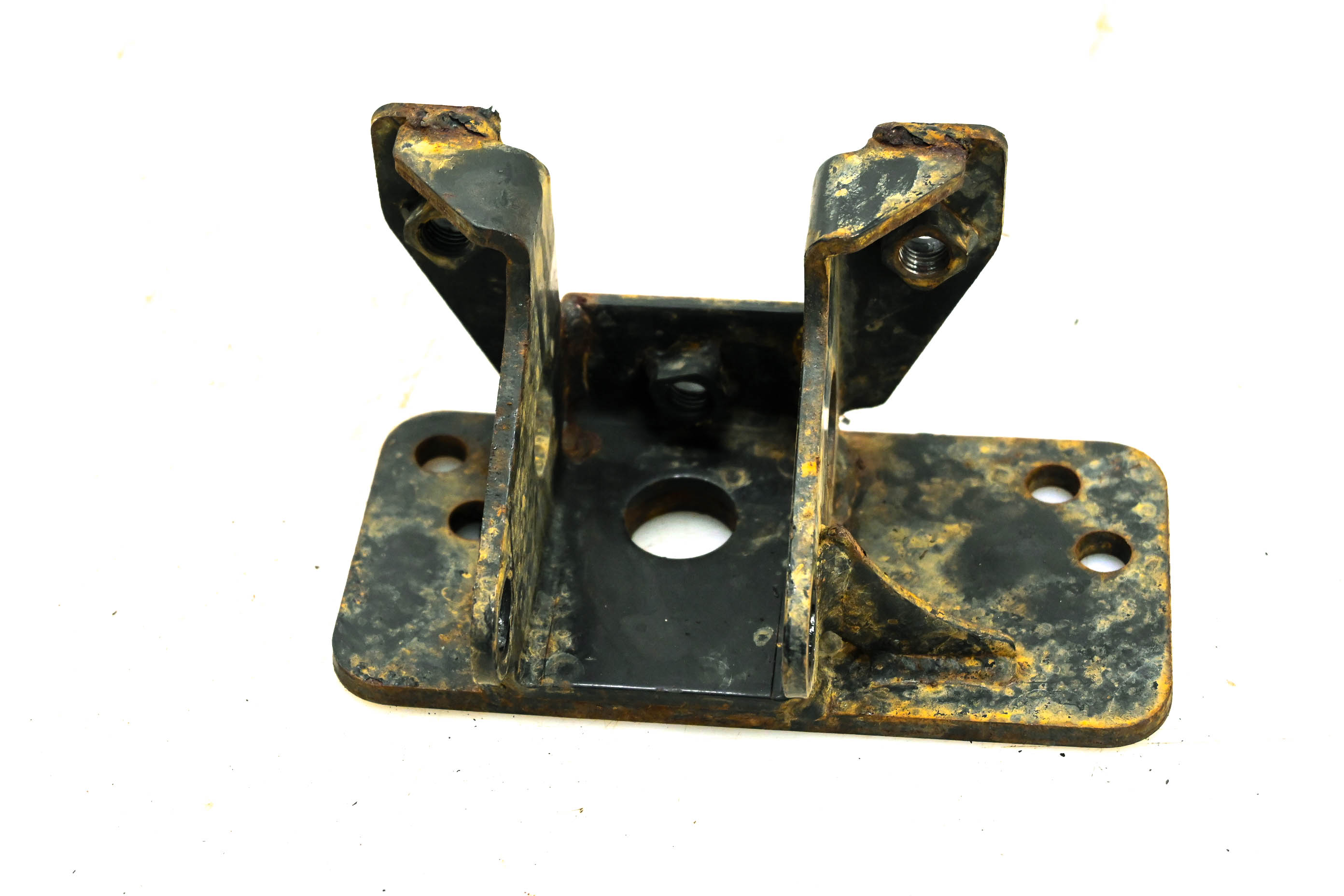 11 Kawasaki Mule 4010 Diesel 4x4 Front Differential Support Bracket Mount KAF950