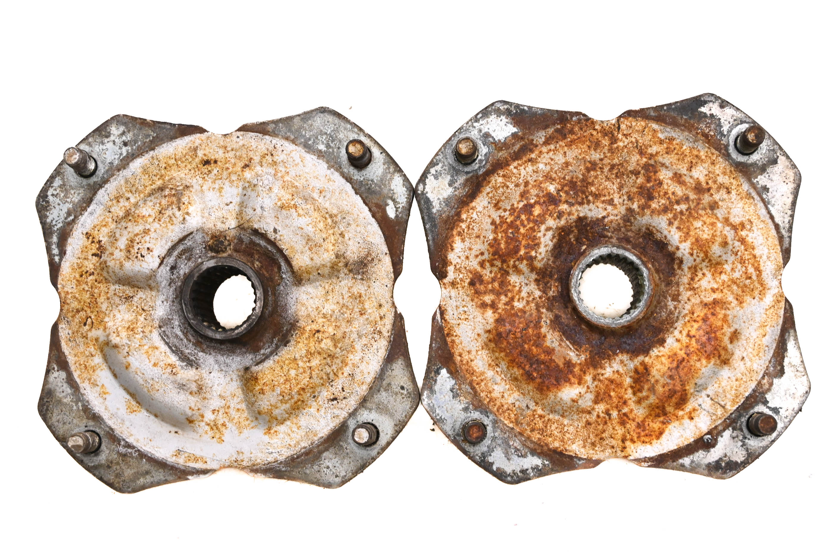 84 Honda Fourtrax 200 2x4 Rear Wheel Hubs Left & Right TRX200