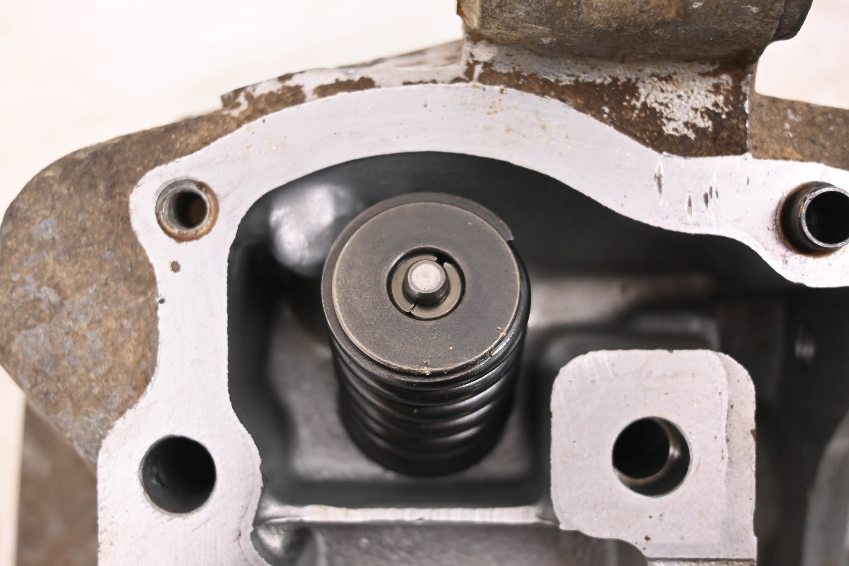84 Honda Fourtrax 200 2x4 Cylinder Head TRX200