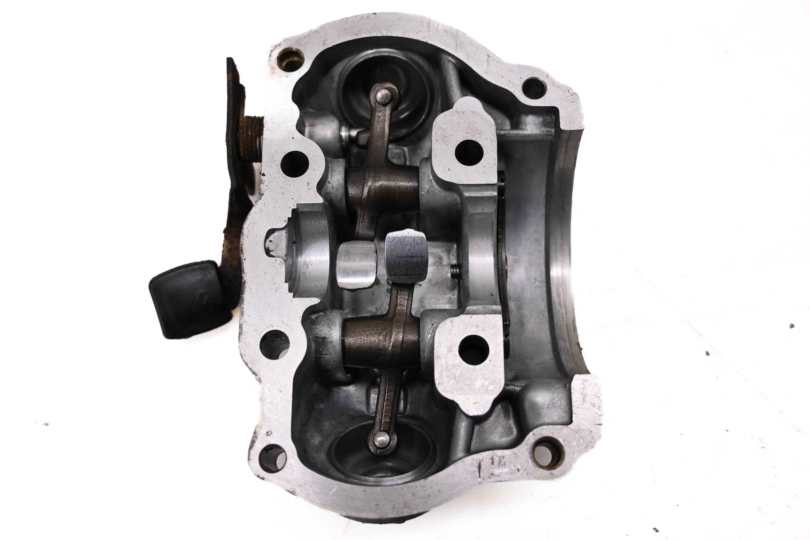 84 Honda Fourtrax 200 2x4 Cylinder Head TRX200