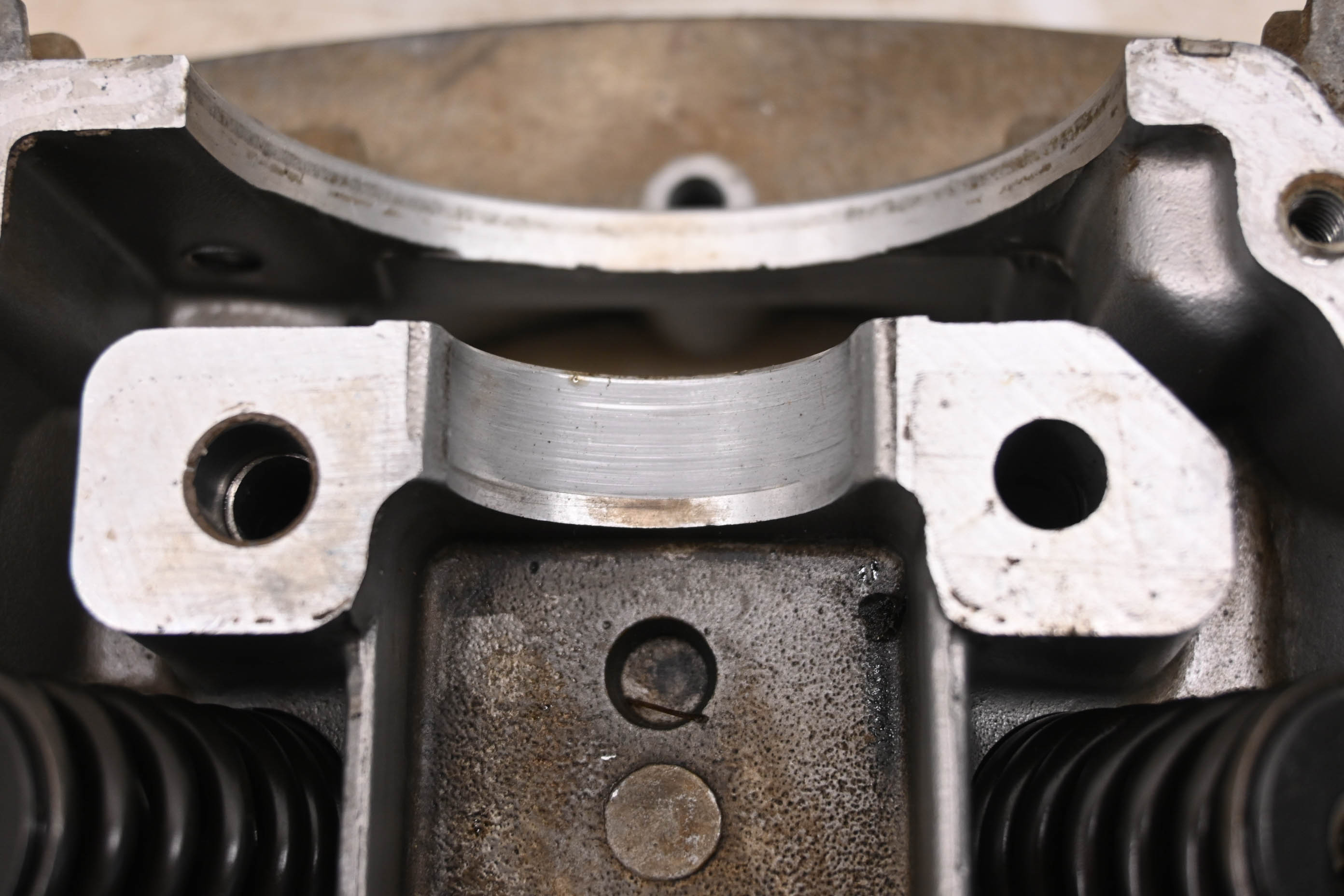 84 Honda ATC200ES Cylinder Head Big Red 200