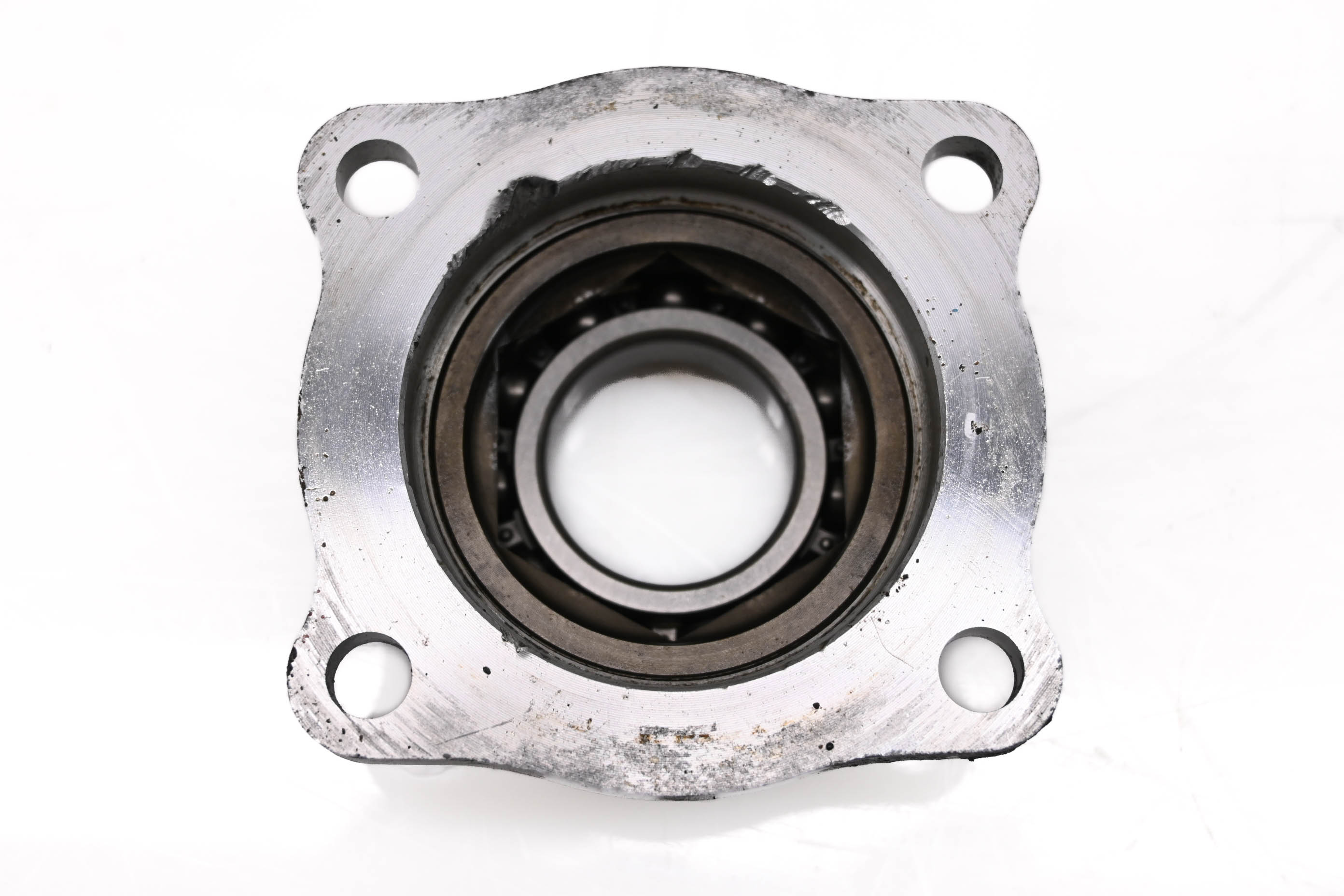 01 Kawasaki Bayou 220 2x4 Front Bevel Gear Bearing Cover KLF220