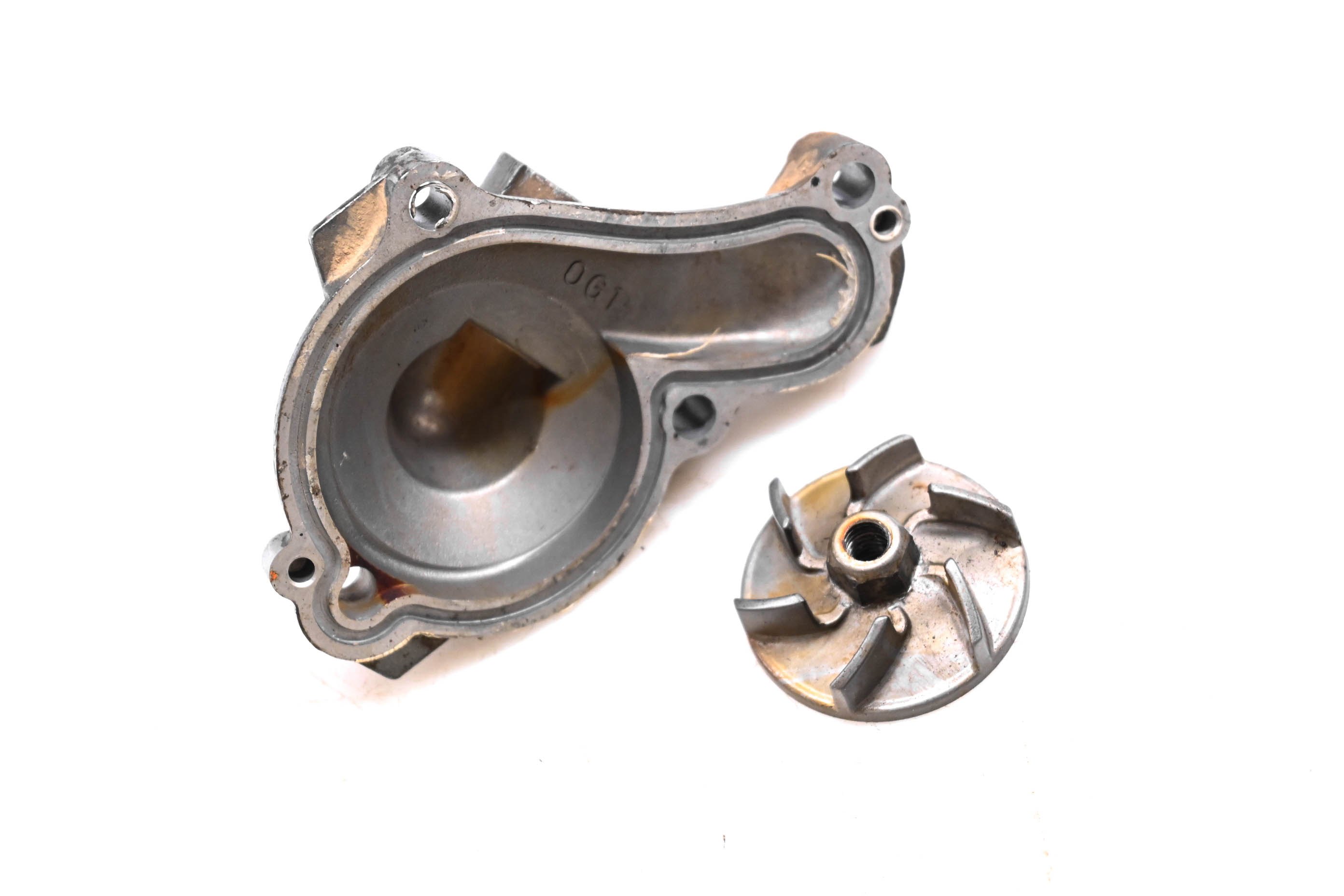 99 Yamaha YZ400F Water Pump Cover & Impeller