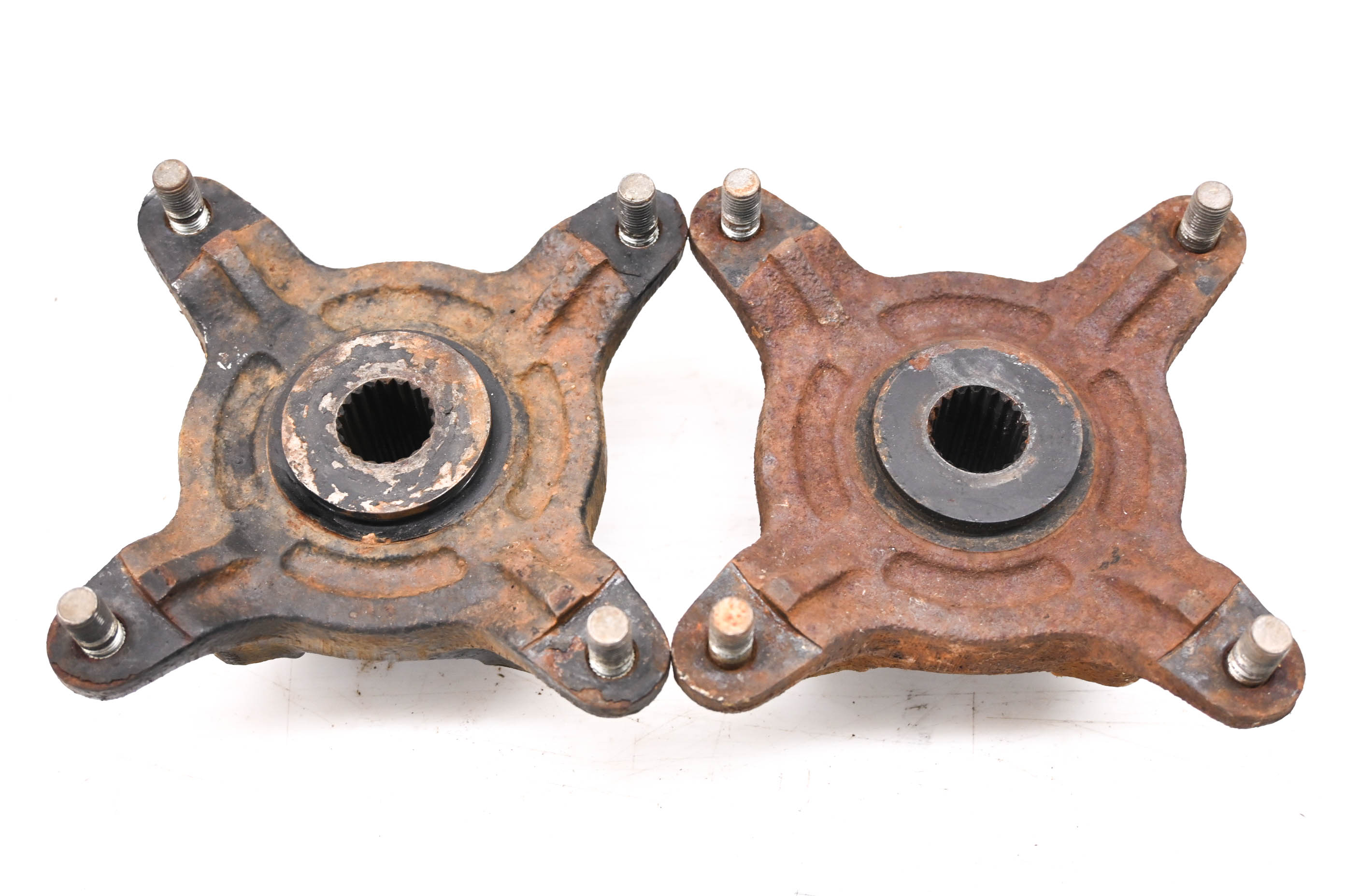 02 Polaris Sportsman 700 4x4 Front Wheel Hubs Left & Right