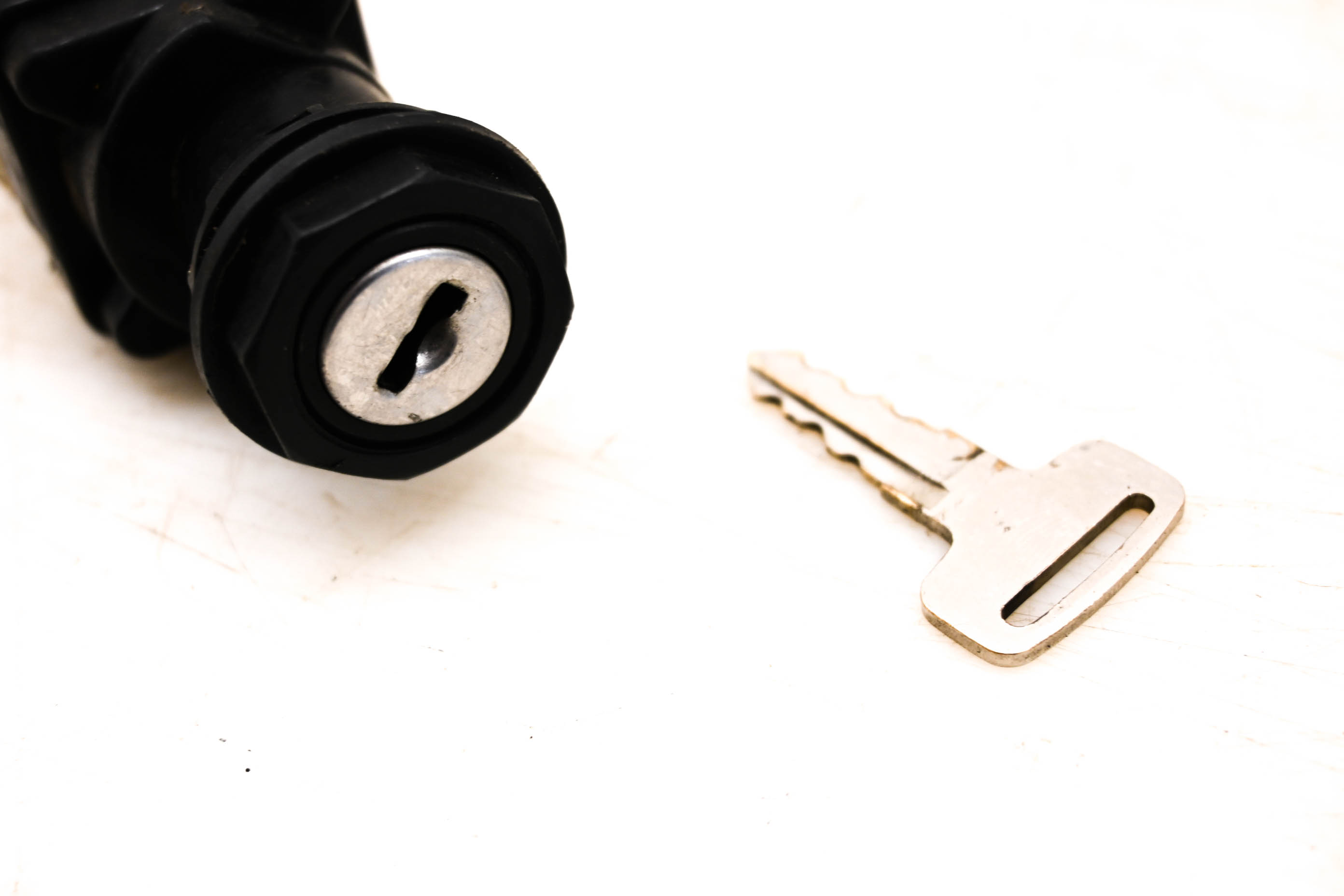 97 Polaris Xplorer 400L 4x4 Key Switch