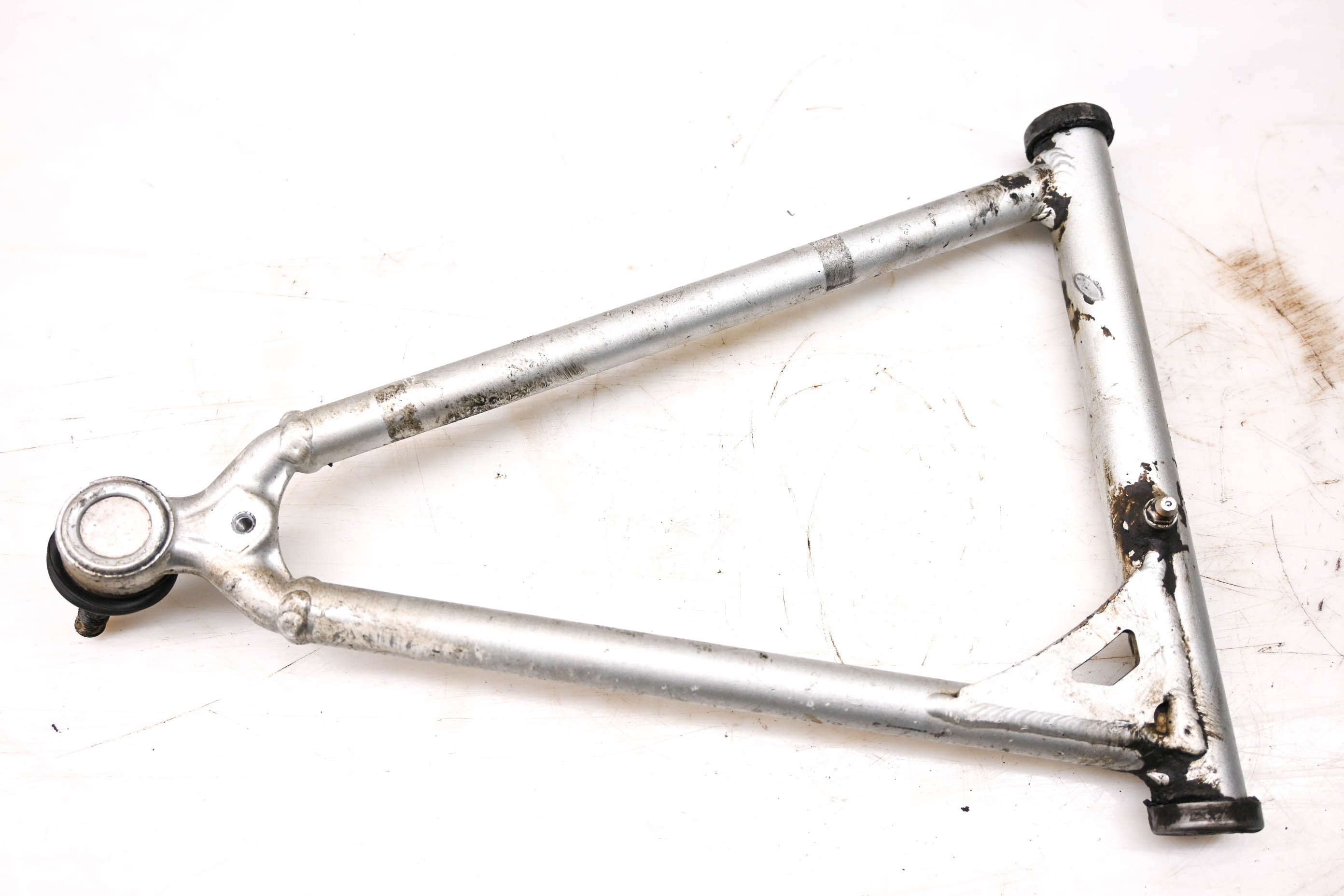 01 Yamaha Raptor 660 2x4 Front Upper Right A-Arm YFM660R