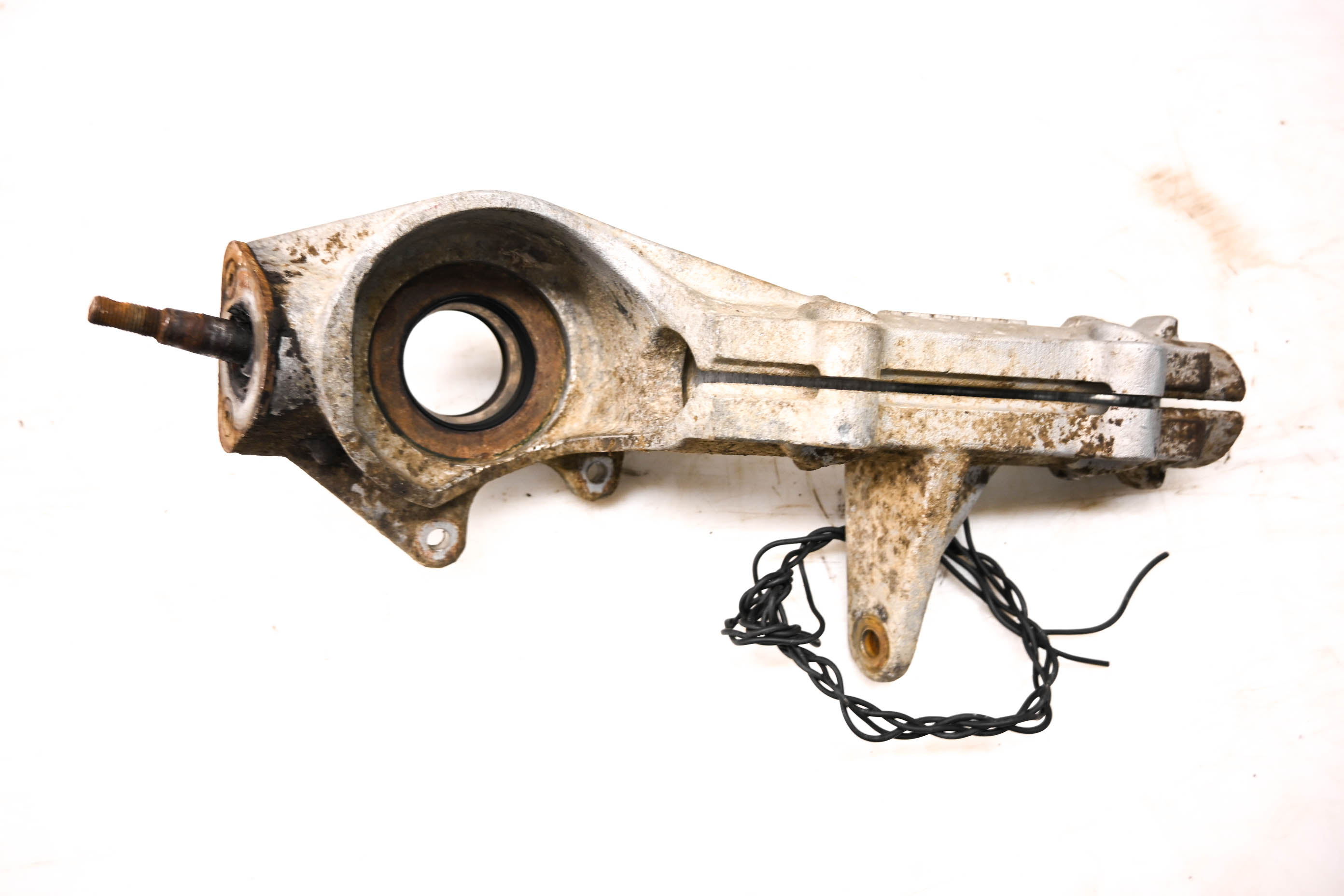 90 Polaris Trail Boss 250 4X4 Front Right Spindle Knuckle