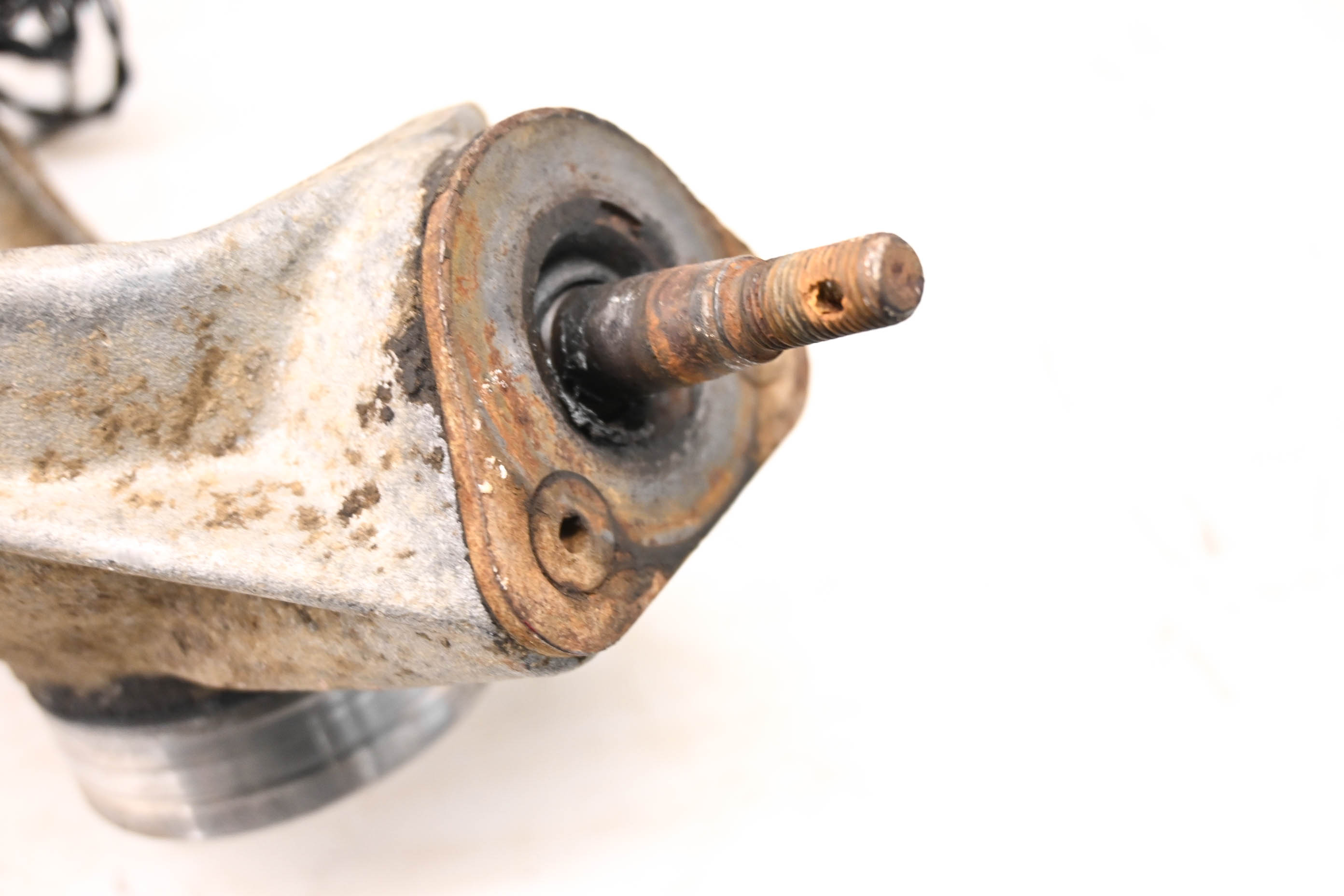 90 Polaris Trail Boss 250 4X4 Front Right Spindle Knuckle