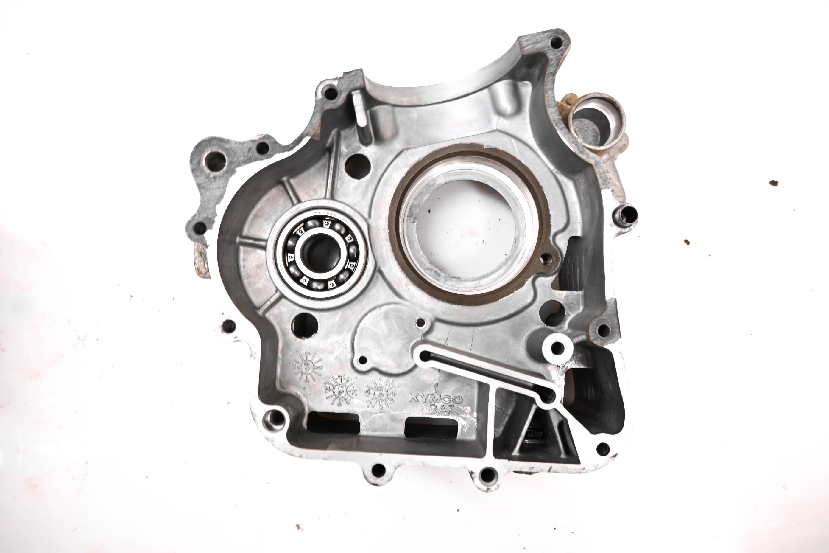 08 Kymco MXU 250 Crankcase Center Crank Case