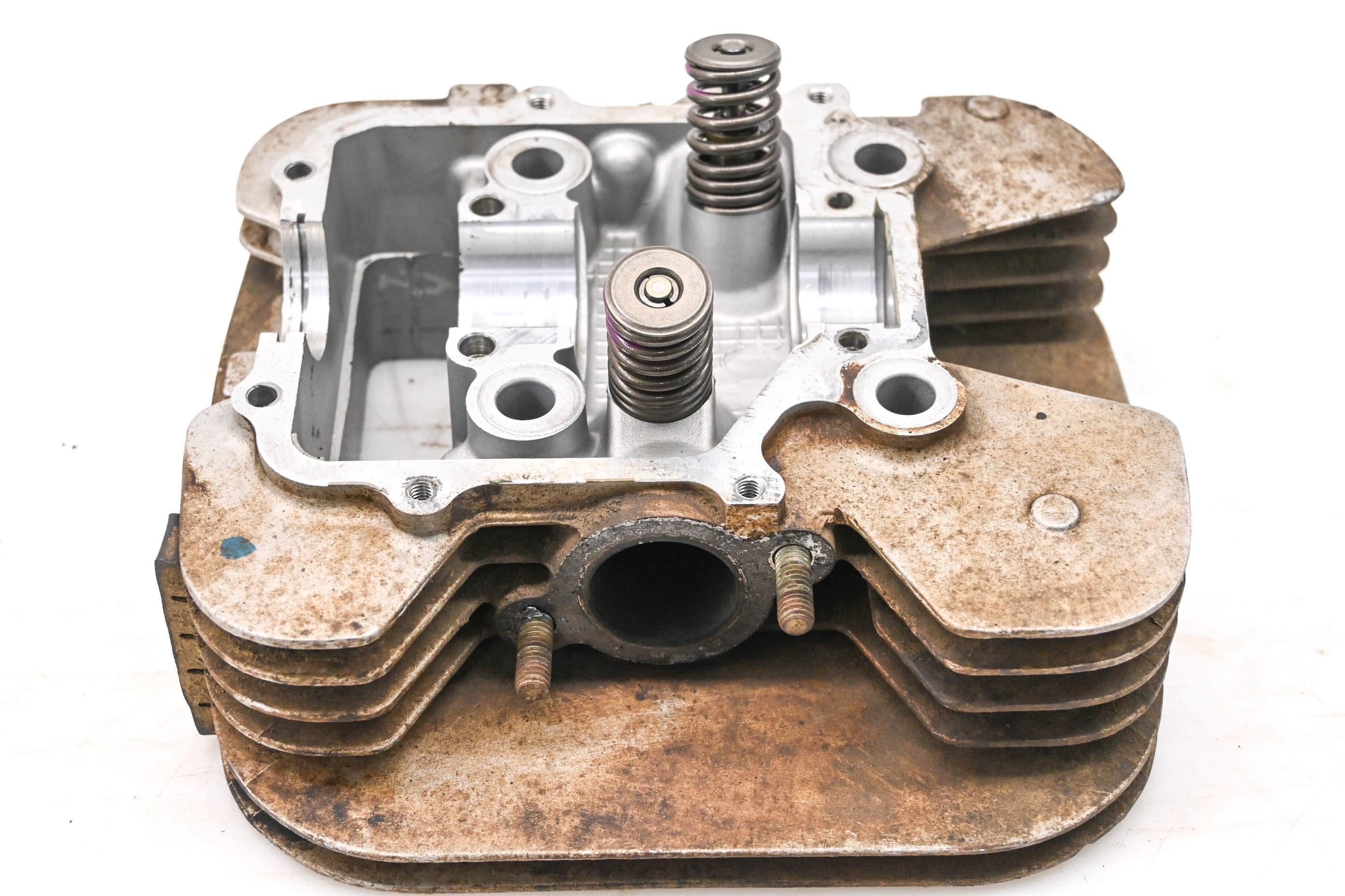 00 Polaris Trail Boss 325 2x4 Cylinder Head