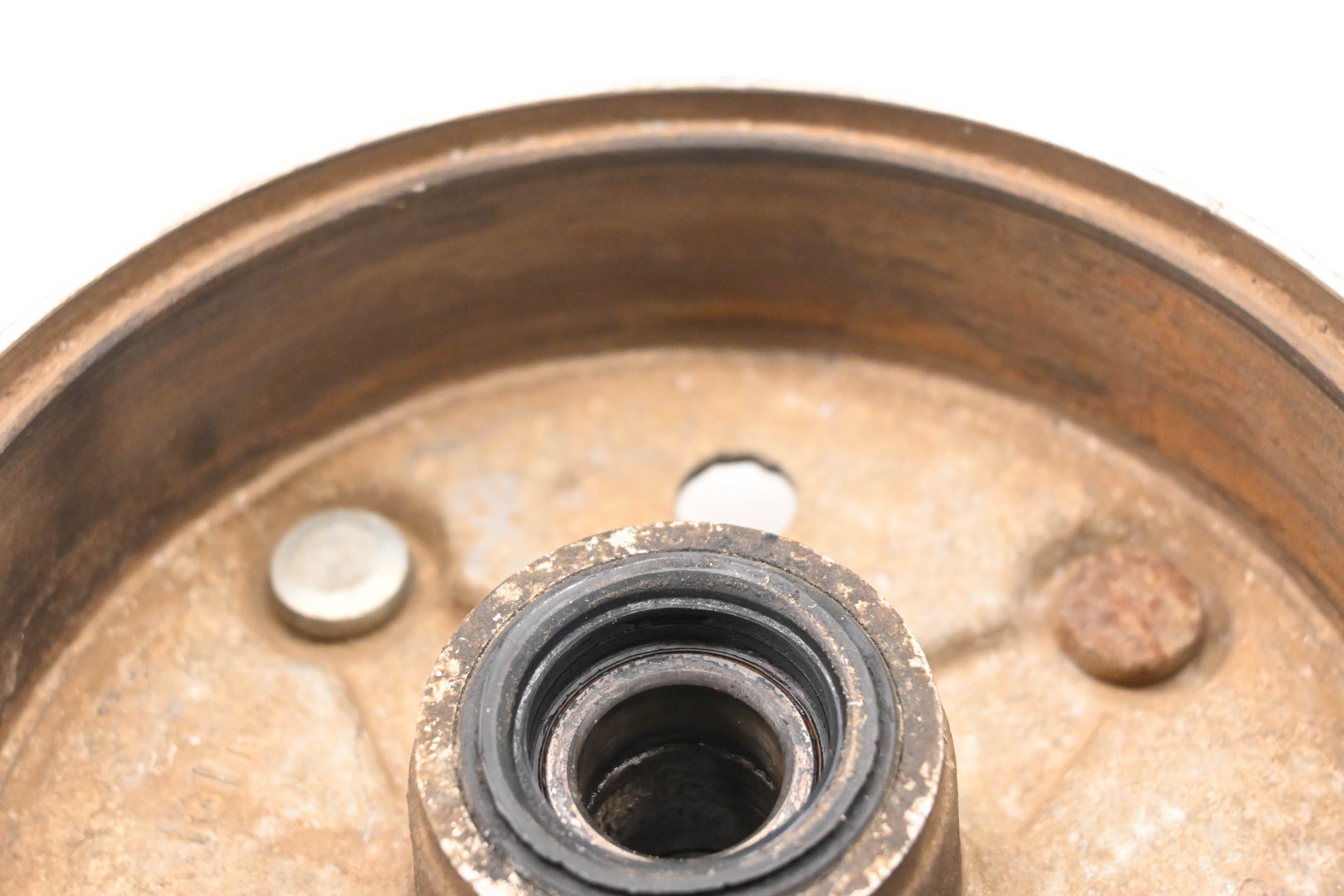 84 Honda Fourtrax 200 2x4 Front Brake Drum Hub Left Right TRX200