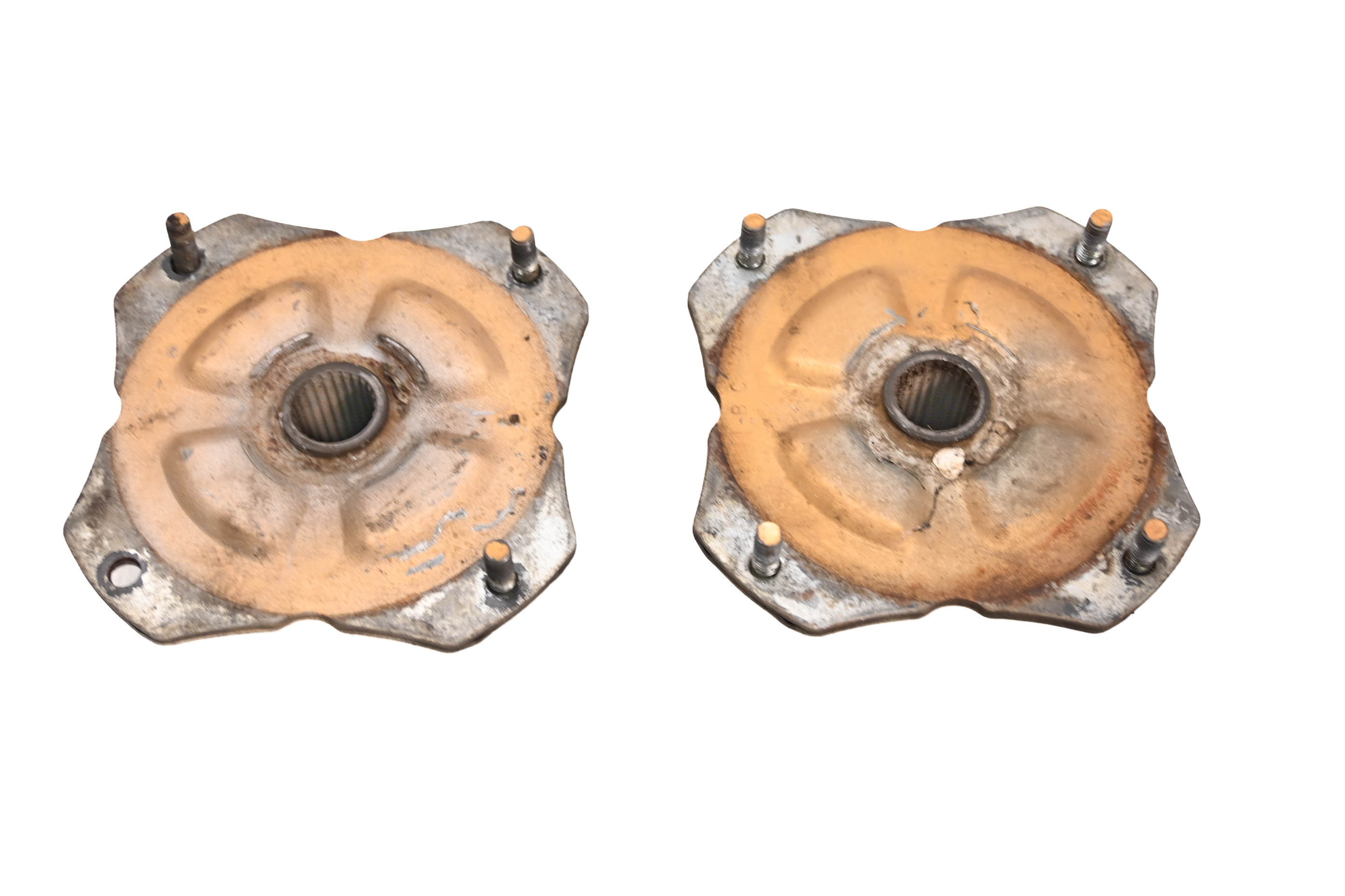 84 Honda Fourtrax 200 2x4 Rear Wheel Hubs Left & Right TRX200