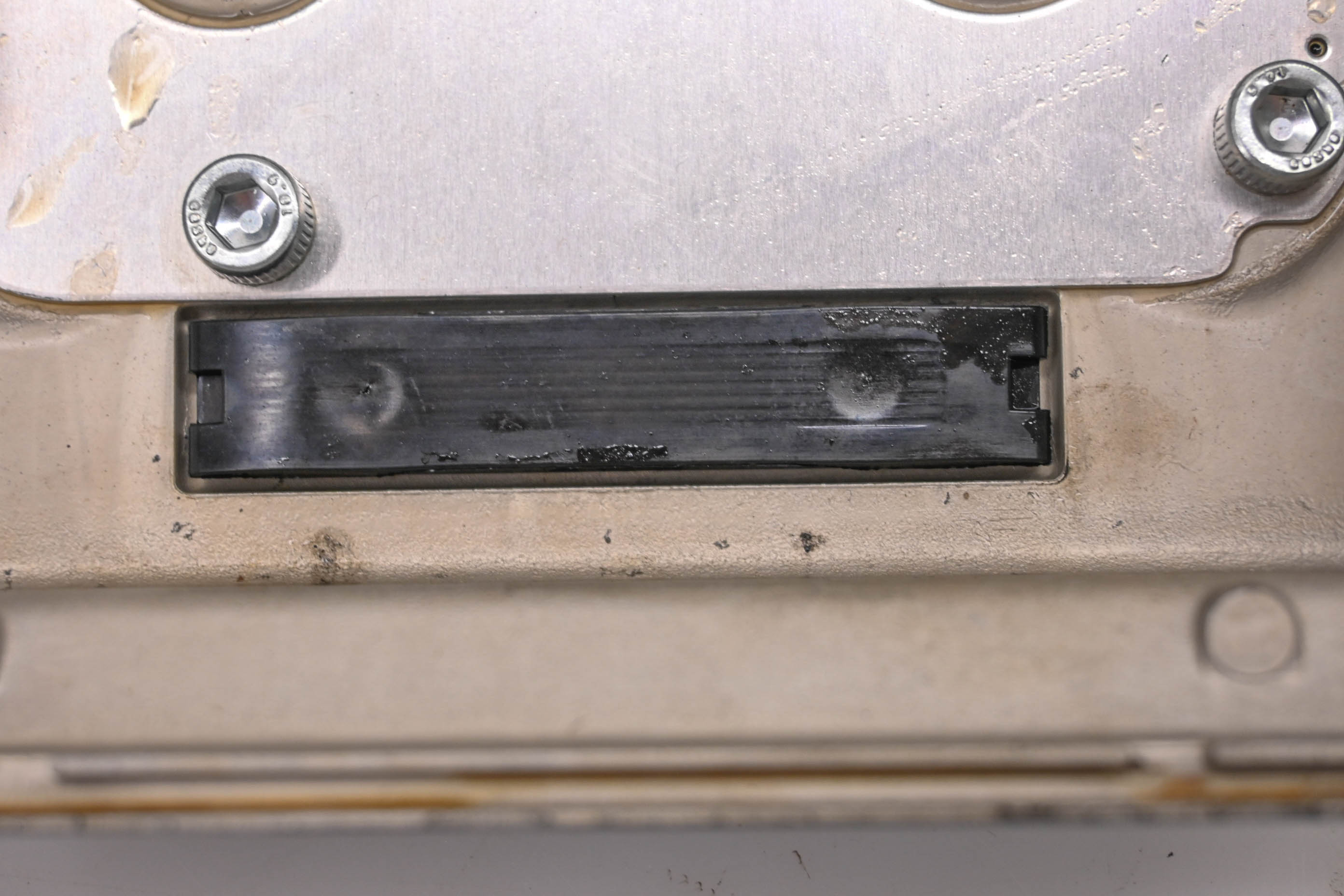 20 Yamaha WR250R Valve Cover