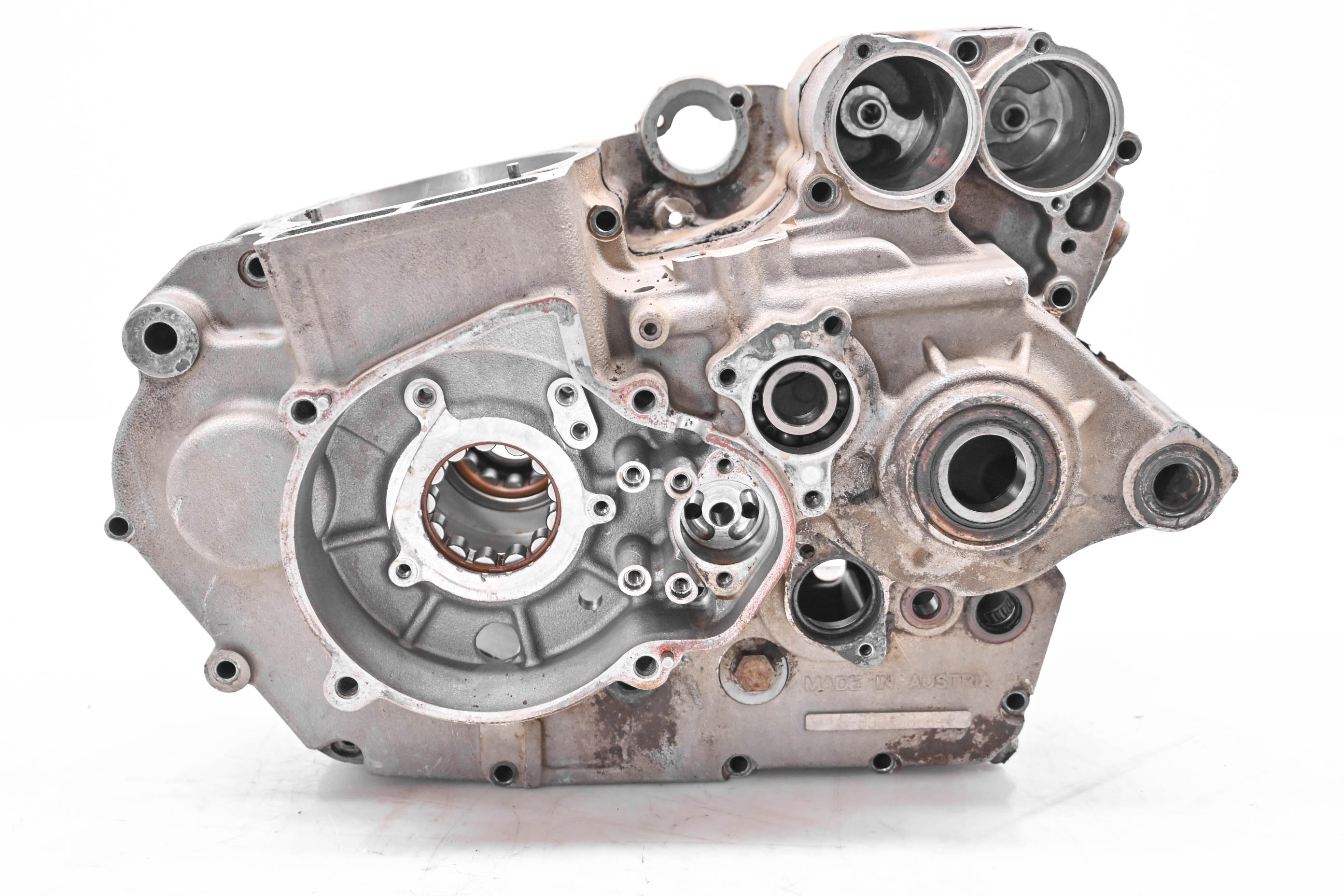 08 Polaris Outlaw 525 IRS Crankcase Center Crank Case