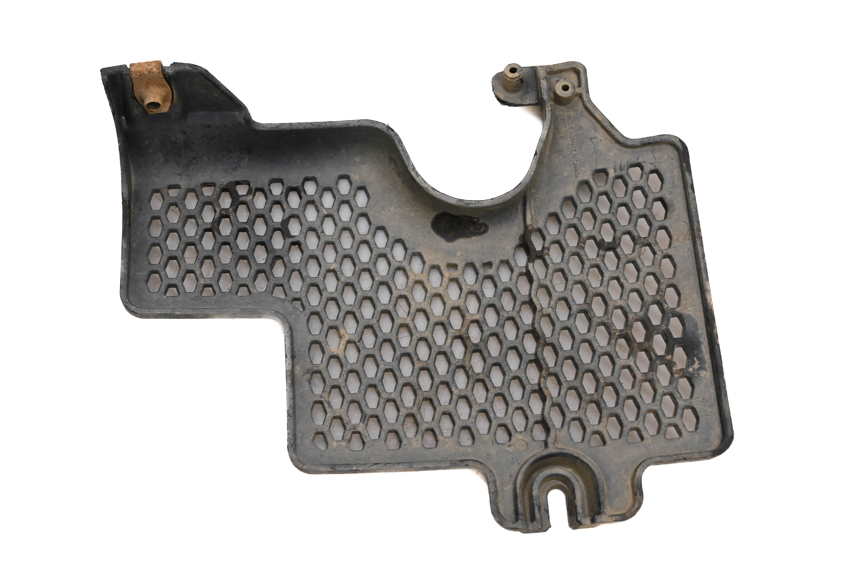 16 Can-Am Maverick 1000R XC 4x4 Lower Grill Screen