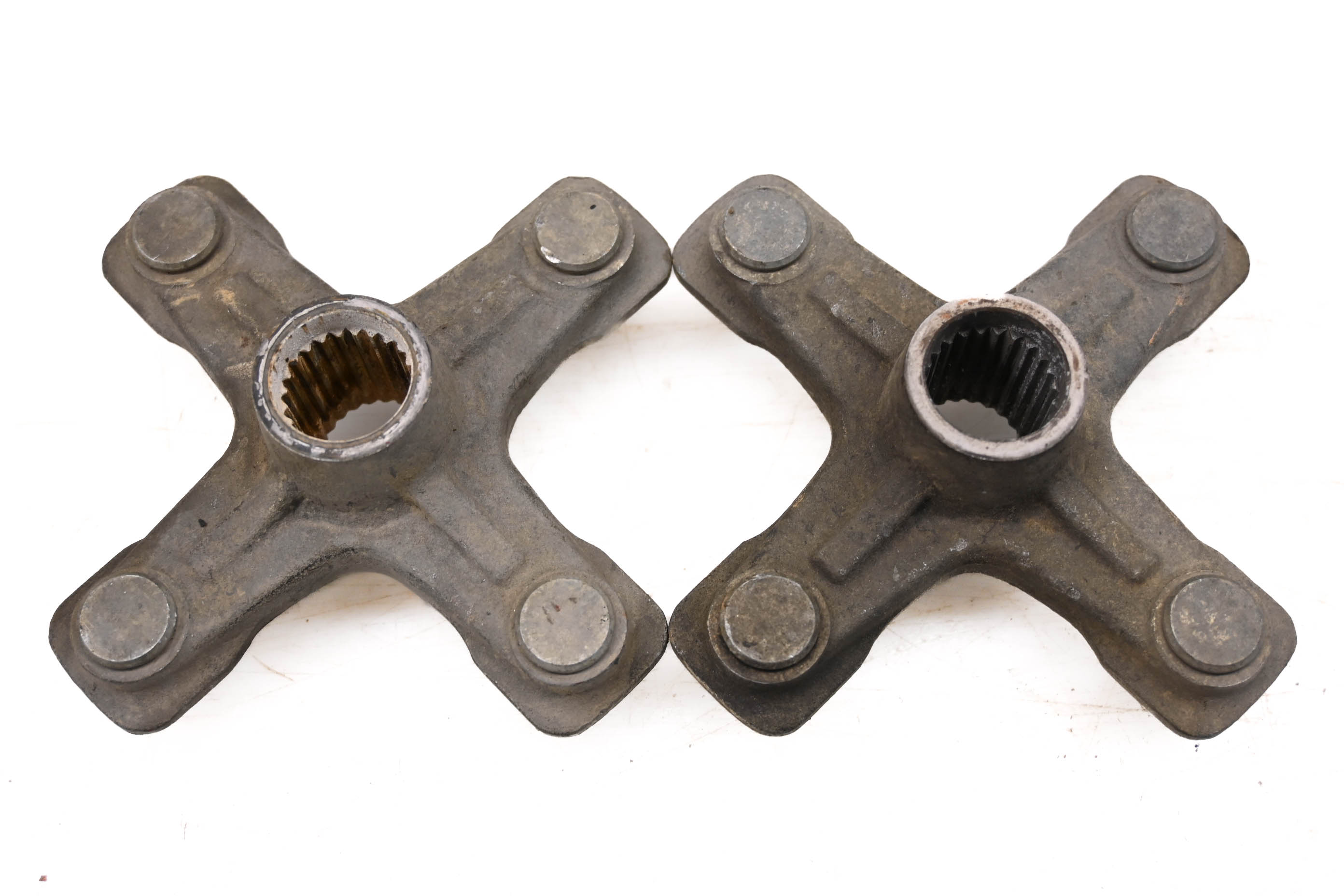 04 Yamaha YFZ450 2x4 Rear Wheel Hubs Left & Right
