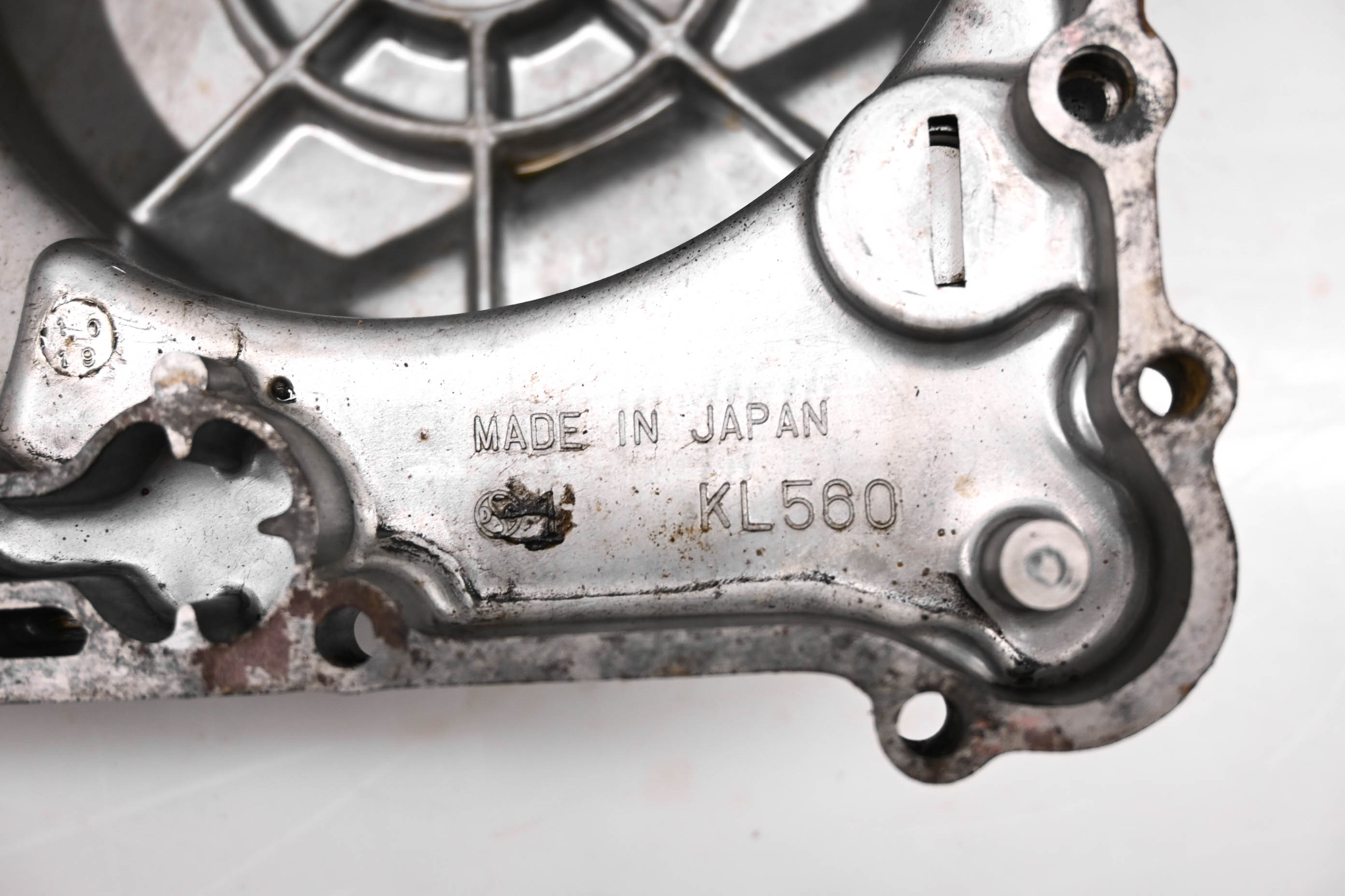 84 Kawasaki KL600A Clutch Cover