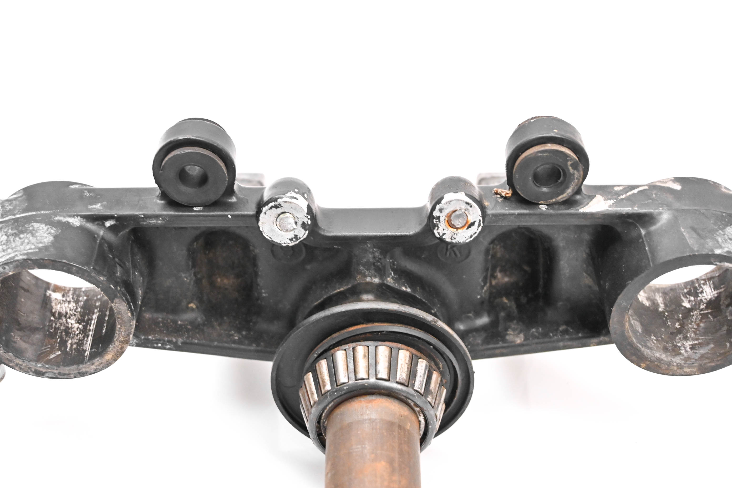 84 Kawasaki KL600A Triple Tree Handlebar Clamp