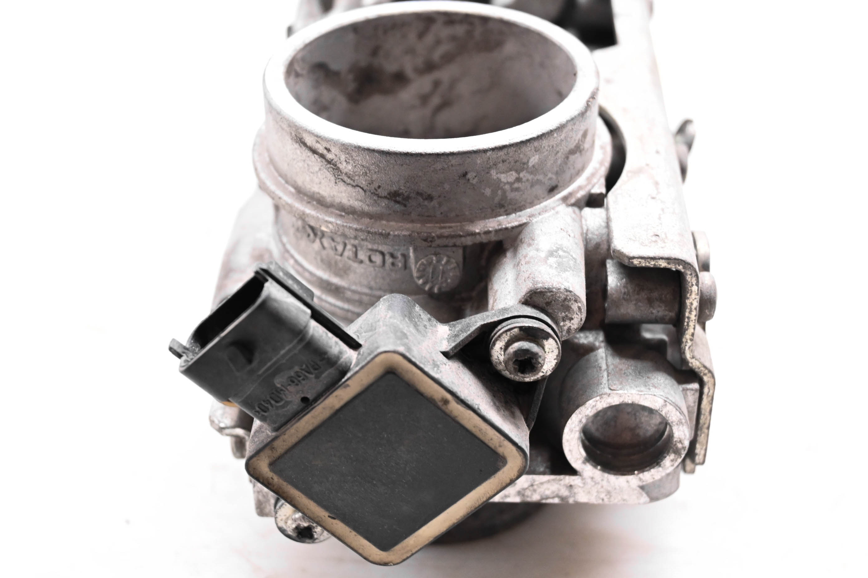12 Ski-Doo Renegade Back Country X 800R E-TEC Throttle Body 137"