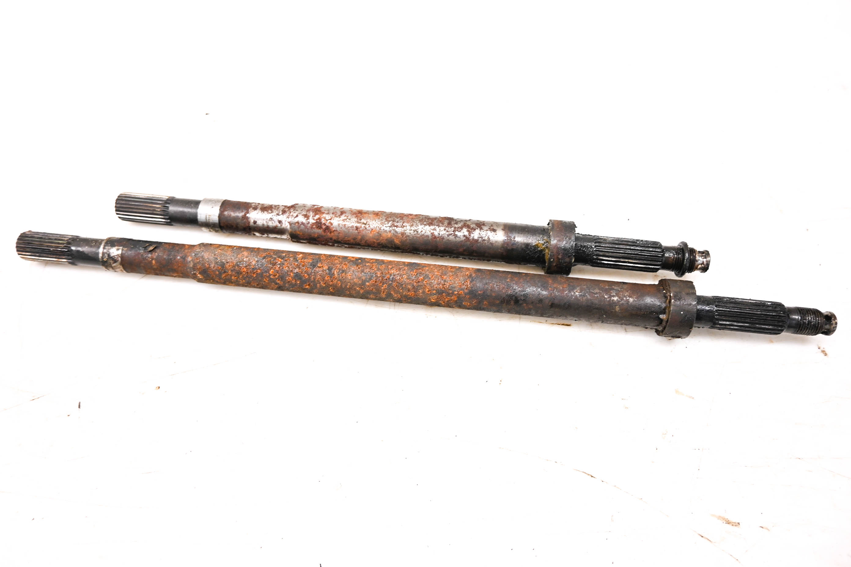 99 Bombardier Traxter 500 4x4 Rear Axles Left & Right Can-Am